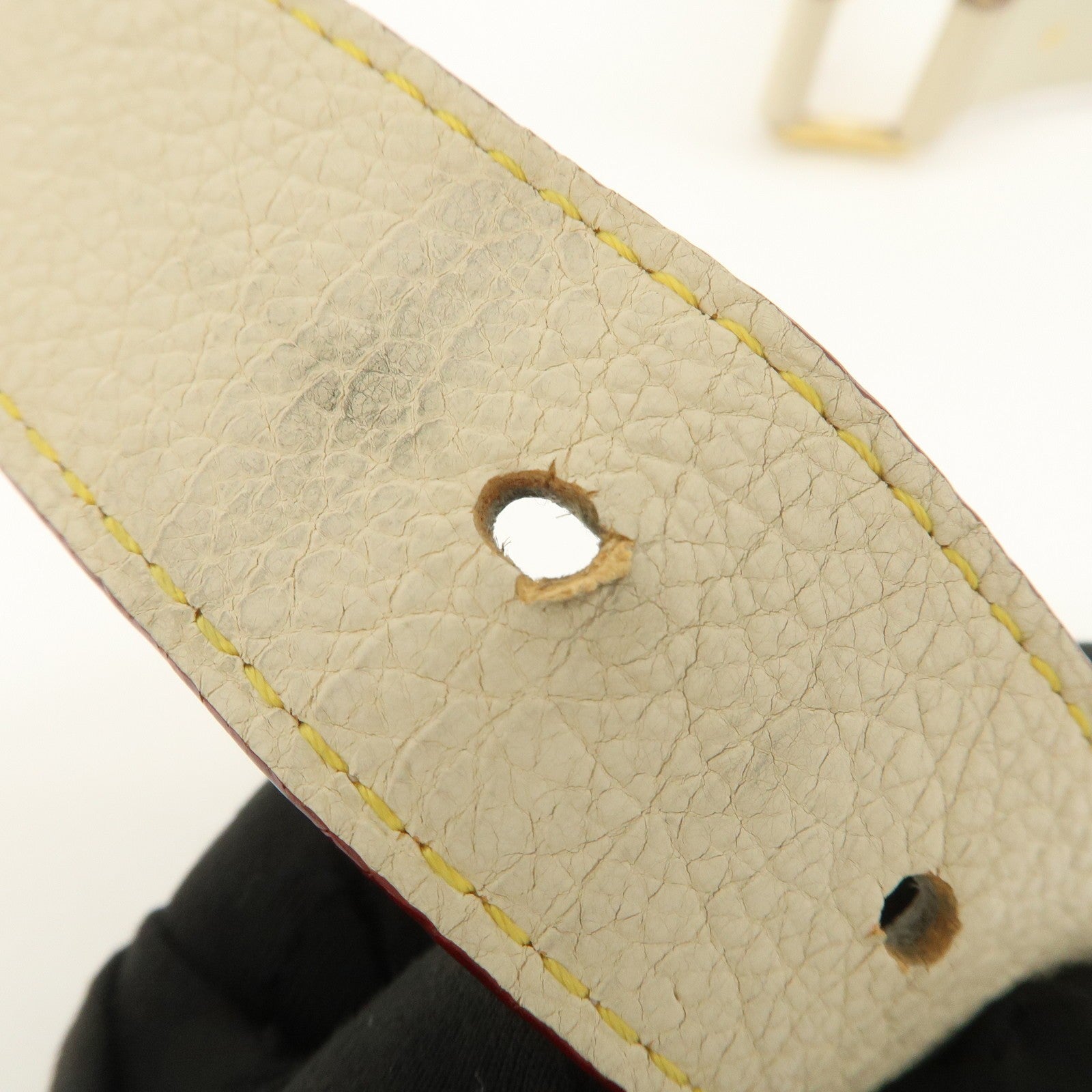 Louis Vuitton Ceinture Suhari Belt - Blanc, Leather