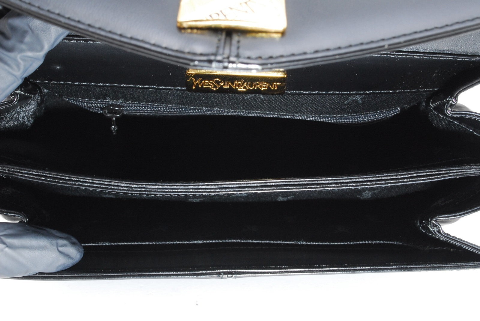 Saint Laurent Leather Handbag - Black, Leather
