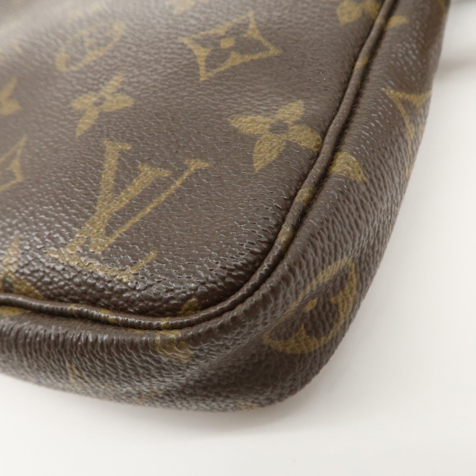 Louis Vuitton Handbag - Monogram, Monogram Canvas