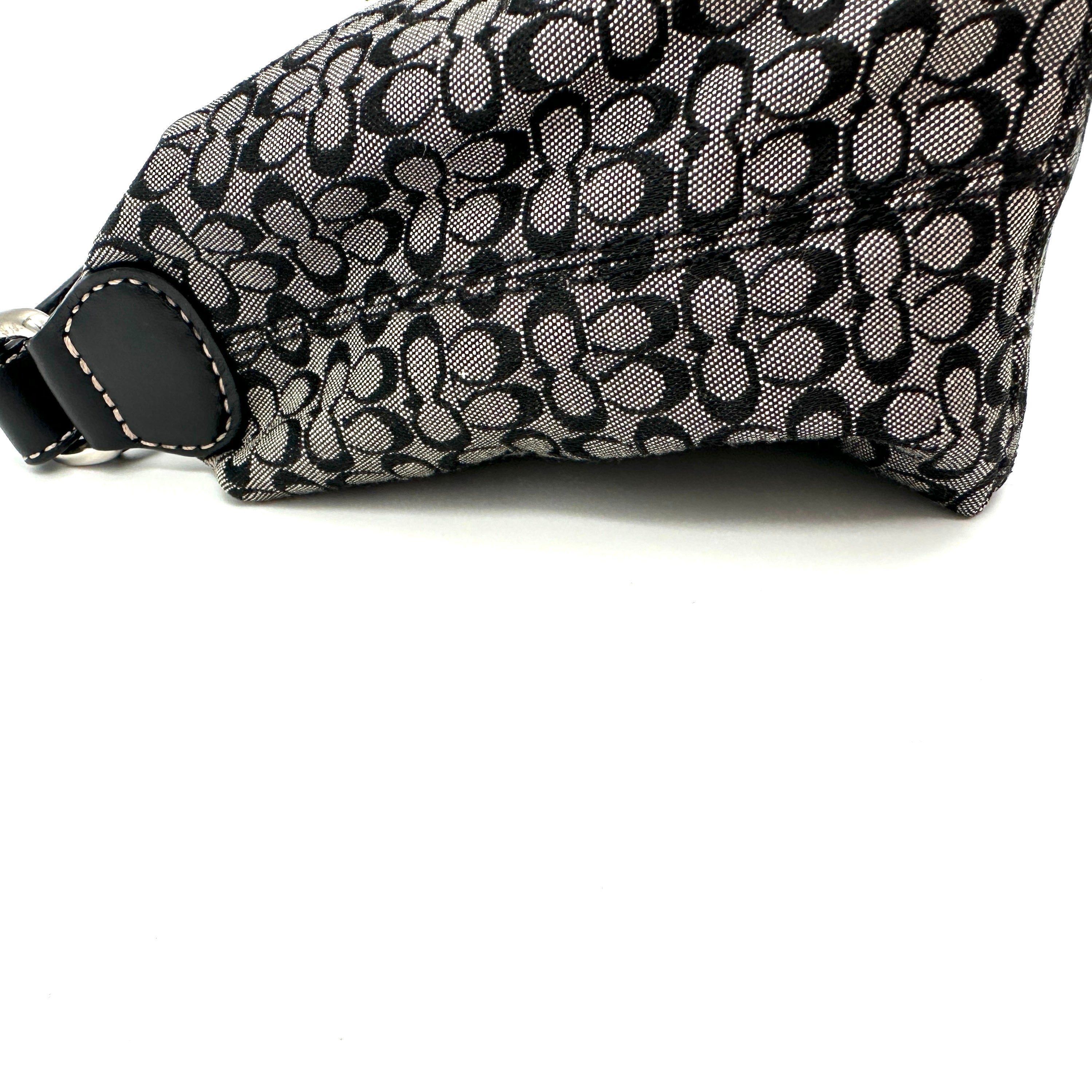 Signature Handbag accessory pouch