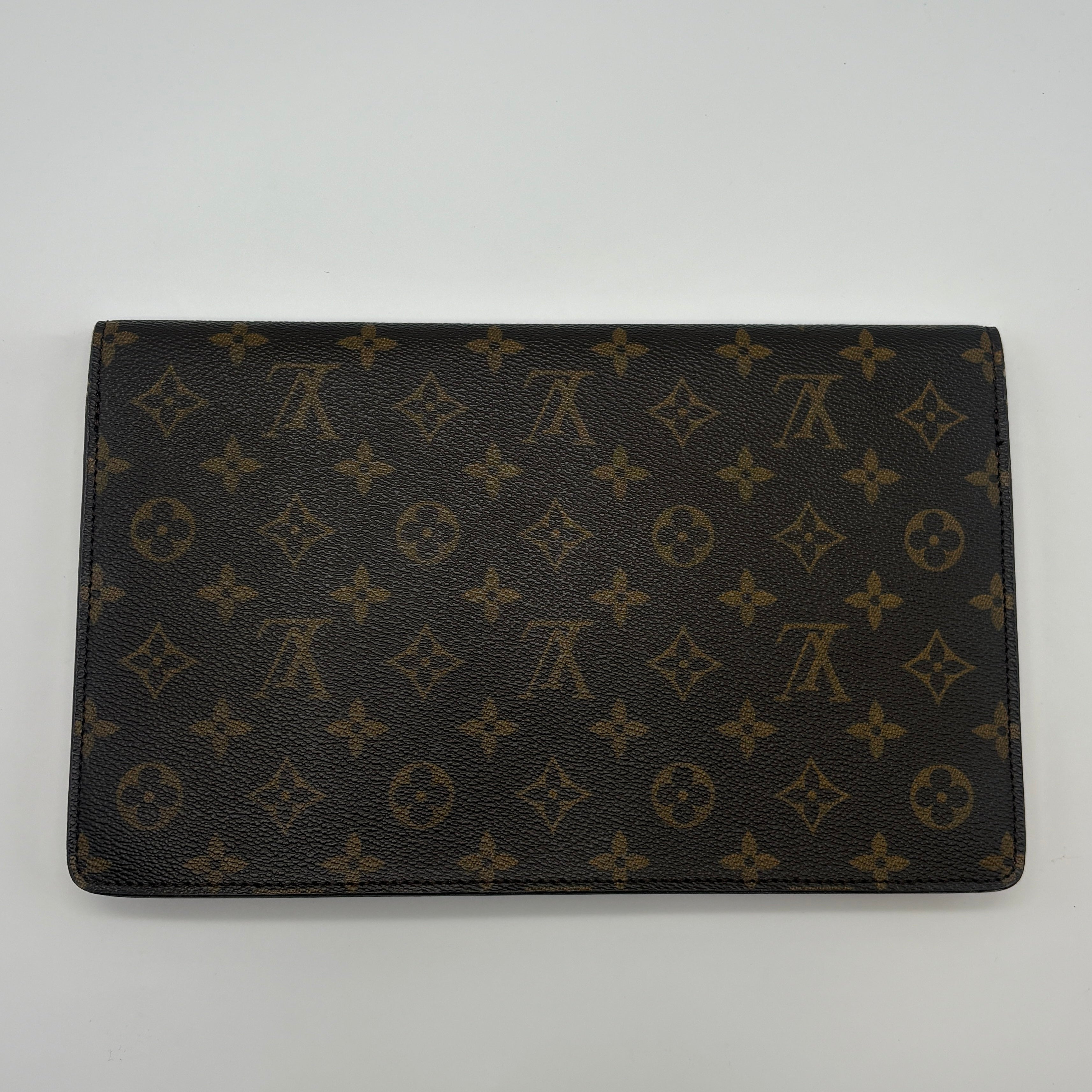 Louis Vuitton CHAILLOT CLUTCH BAG