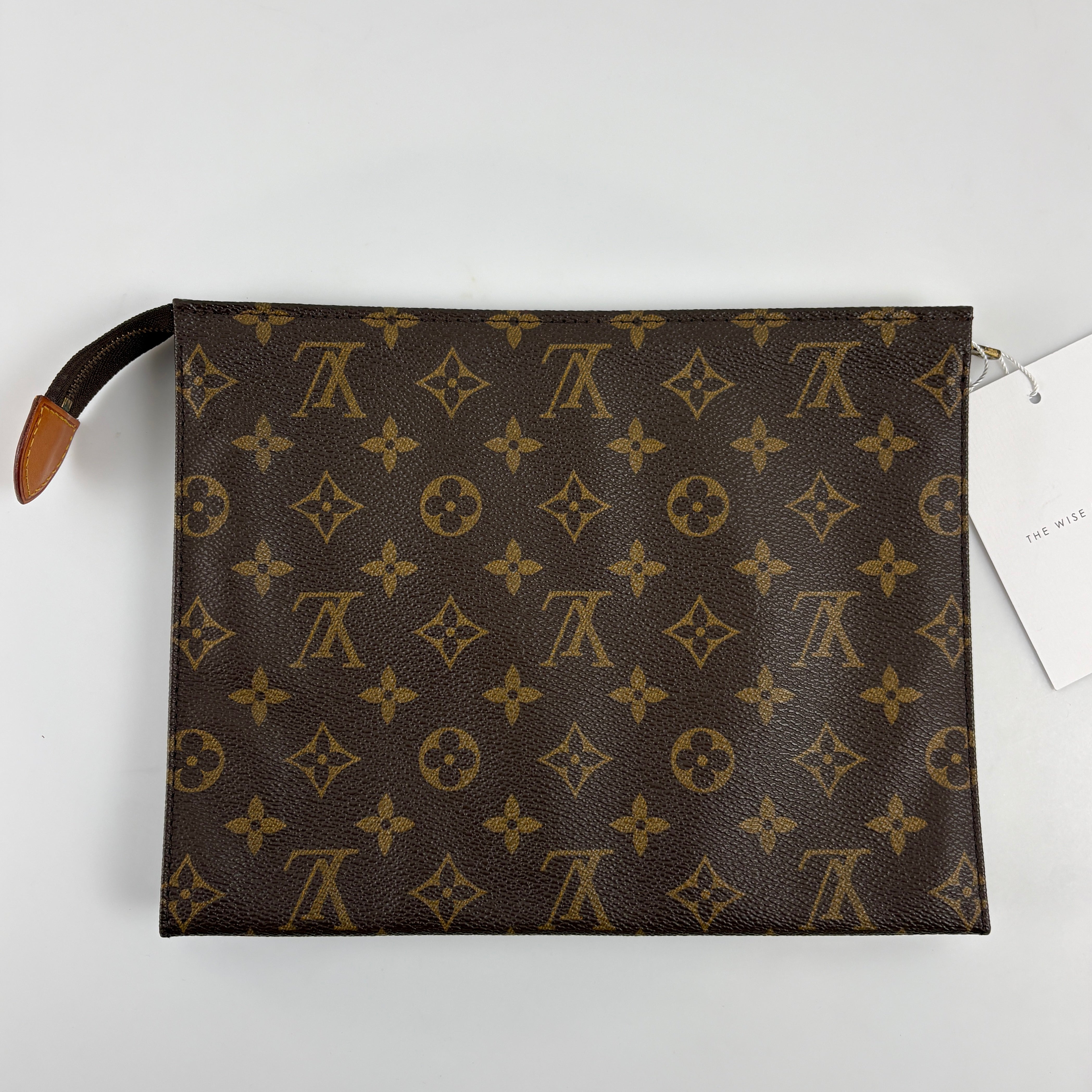 Louis Vuitton Cosmetics Clutch 26