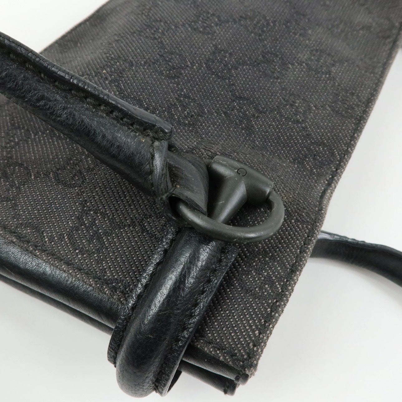 Gucci GG Denim Shoulder bag