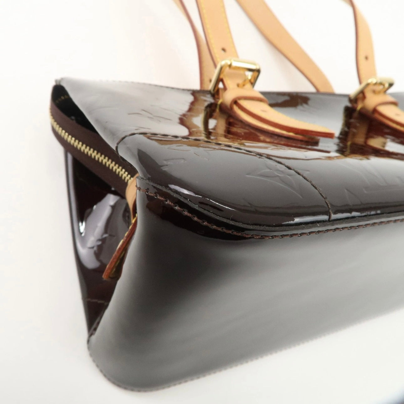 Louis Vuitton Monogram Vernis Rosewood Avenue Hand Bag