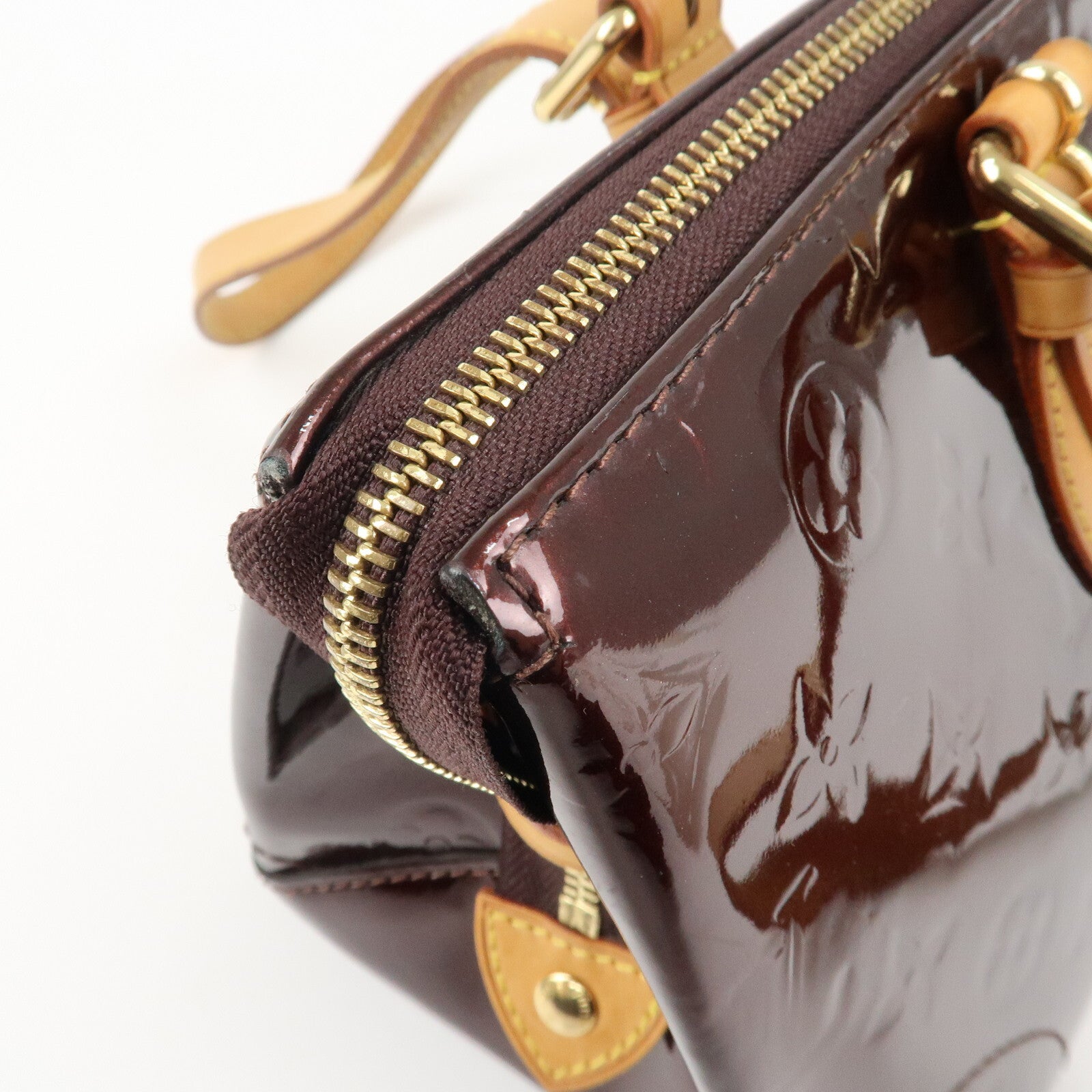 Louis Vuitton Avenue Handbag - Amarante, Vernis Leather