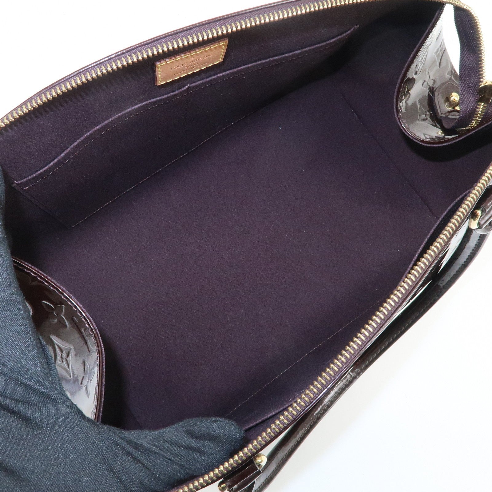 Louis Vuitton Monogram Vernis Sherwood PM Handbag - Amarante, Vernis Leather