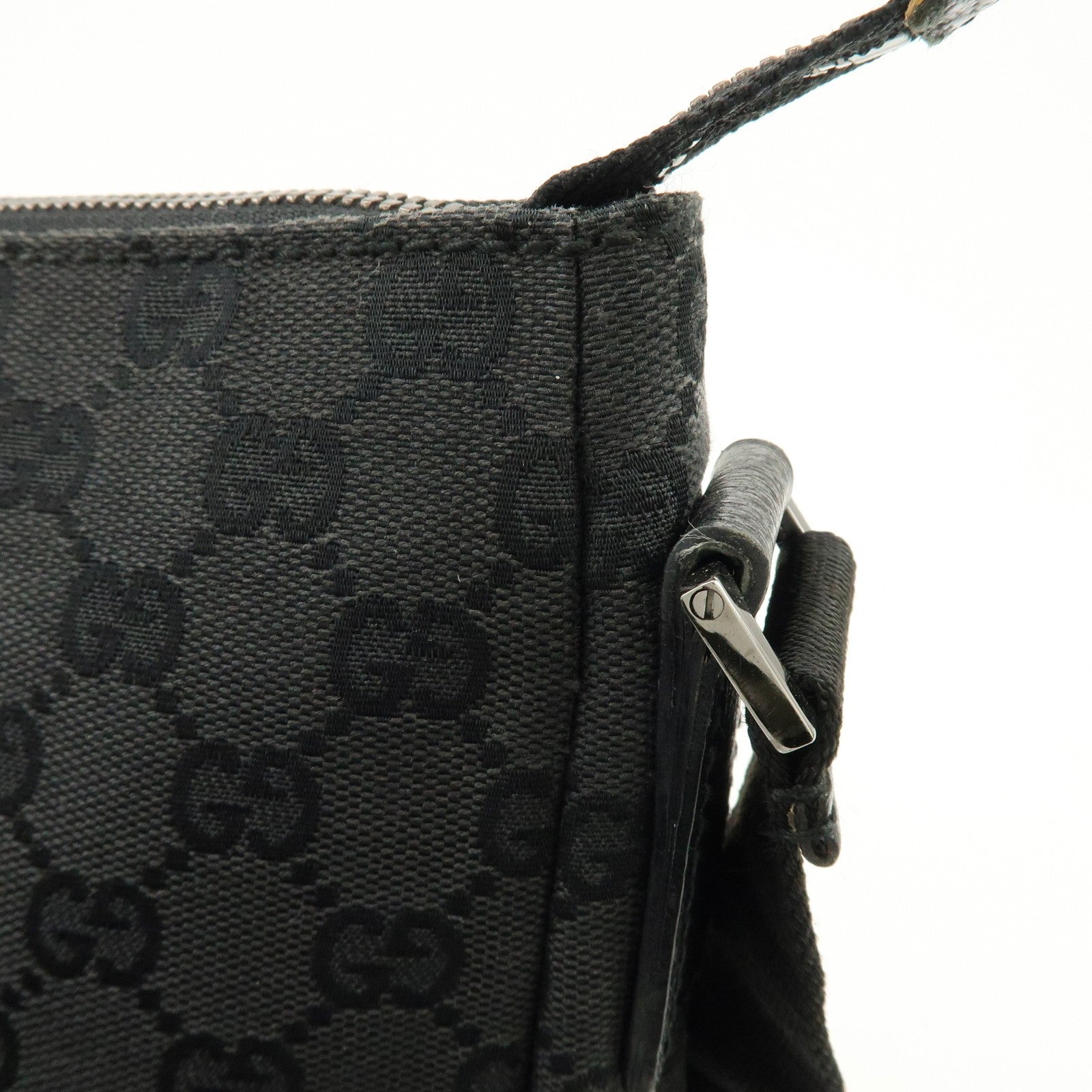 Gucci 110054 Shoulder Bag - Black, GG Canvas, Leather