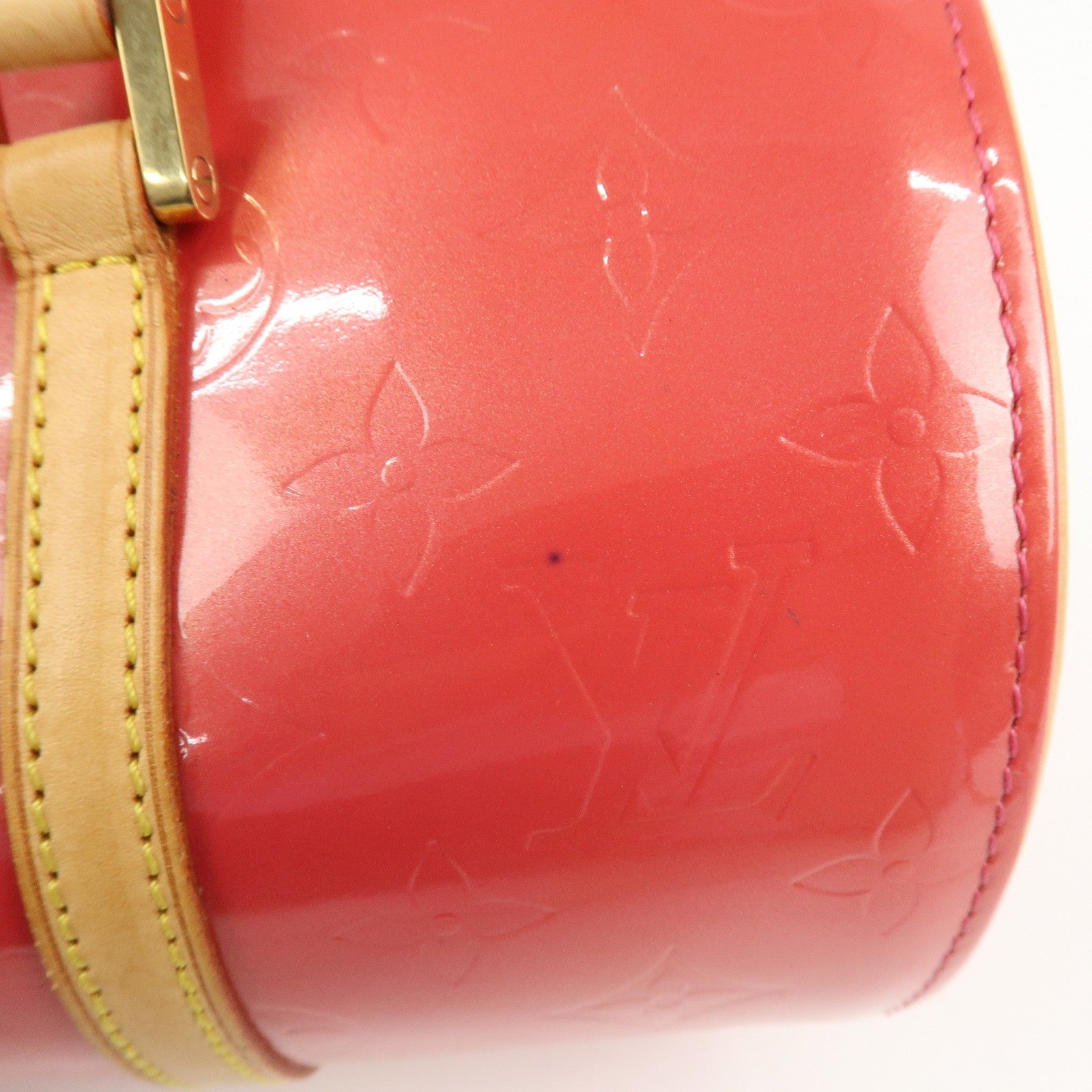 Louis Vuitton M9133F Hand Bag - Framboise, Vernis Leather