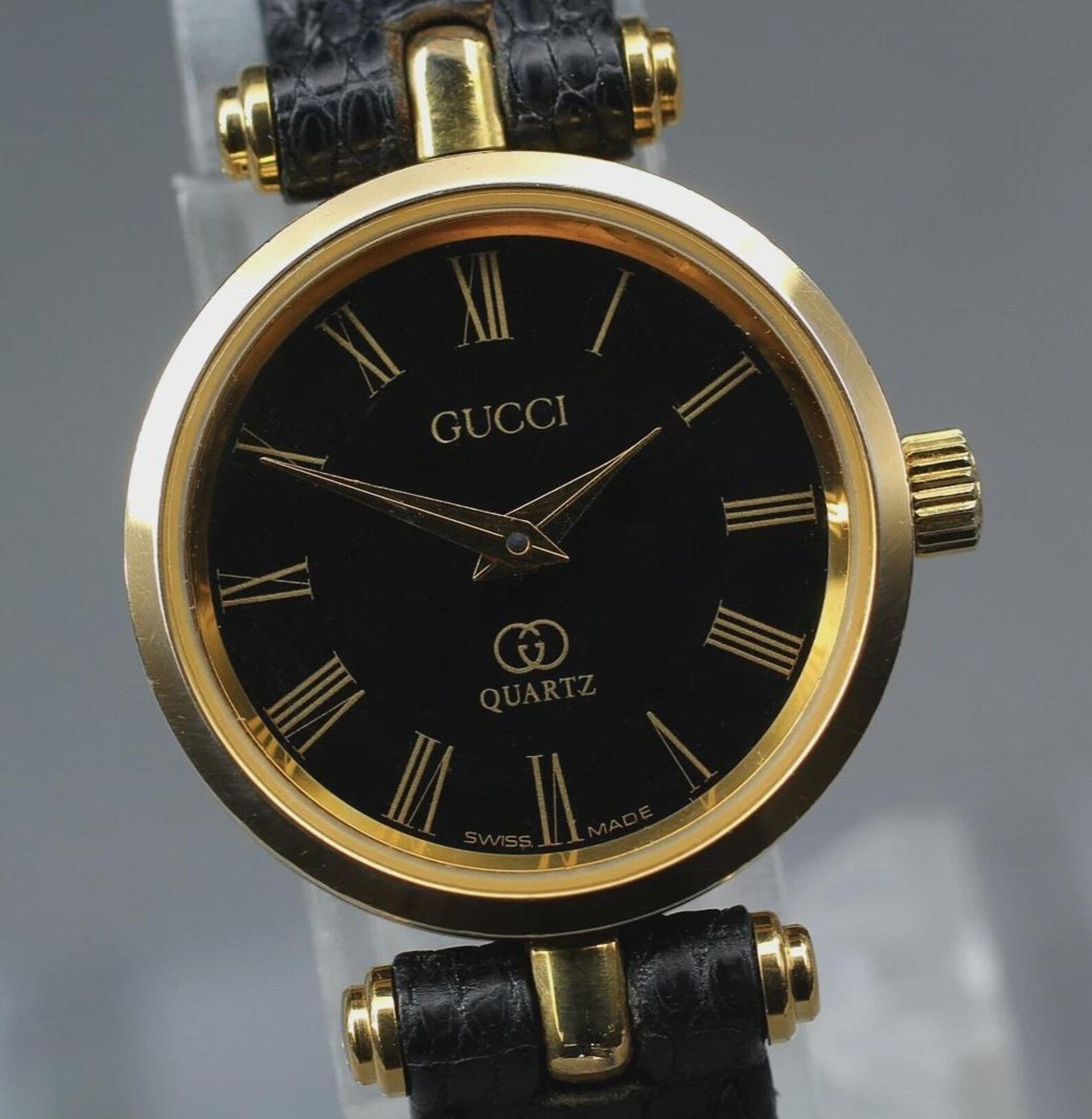 Gucci 2000L Wristwatch - Black, Leather