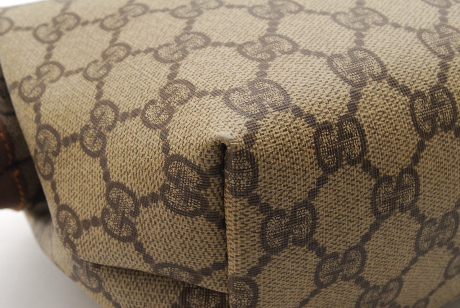 Gucci Pouch Clutch Bag - Brown, Leather