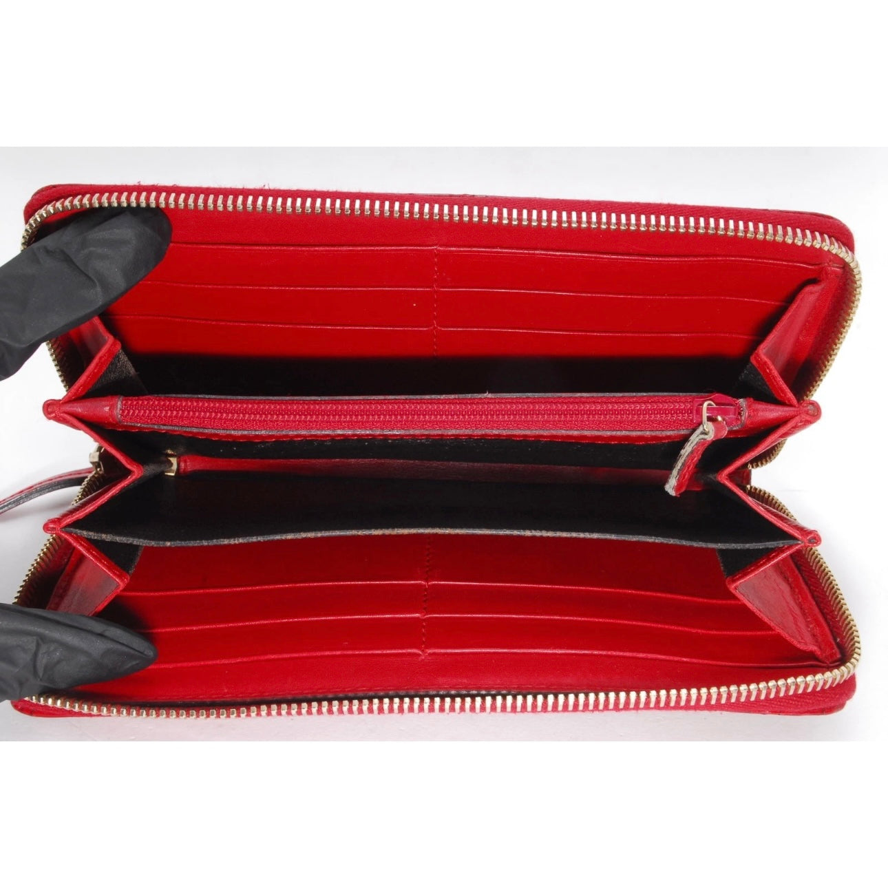 Gucci wallet ribbon microGG enamel Red