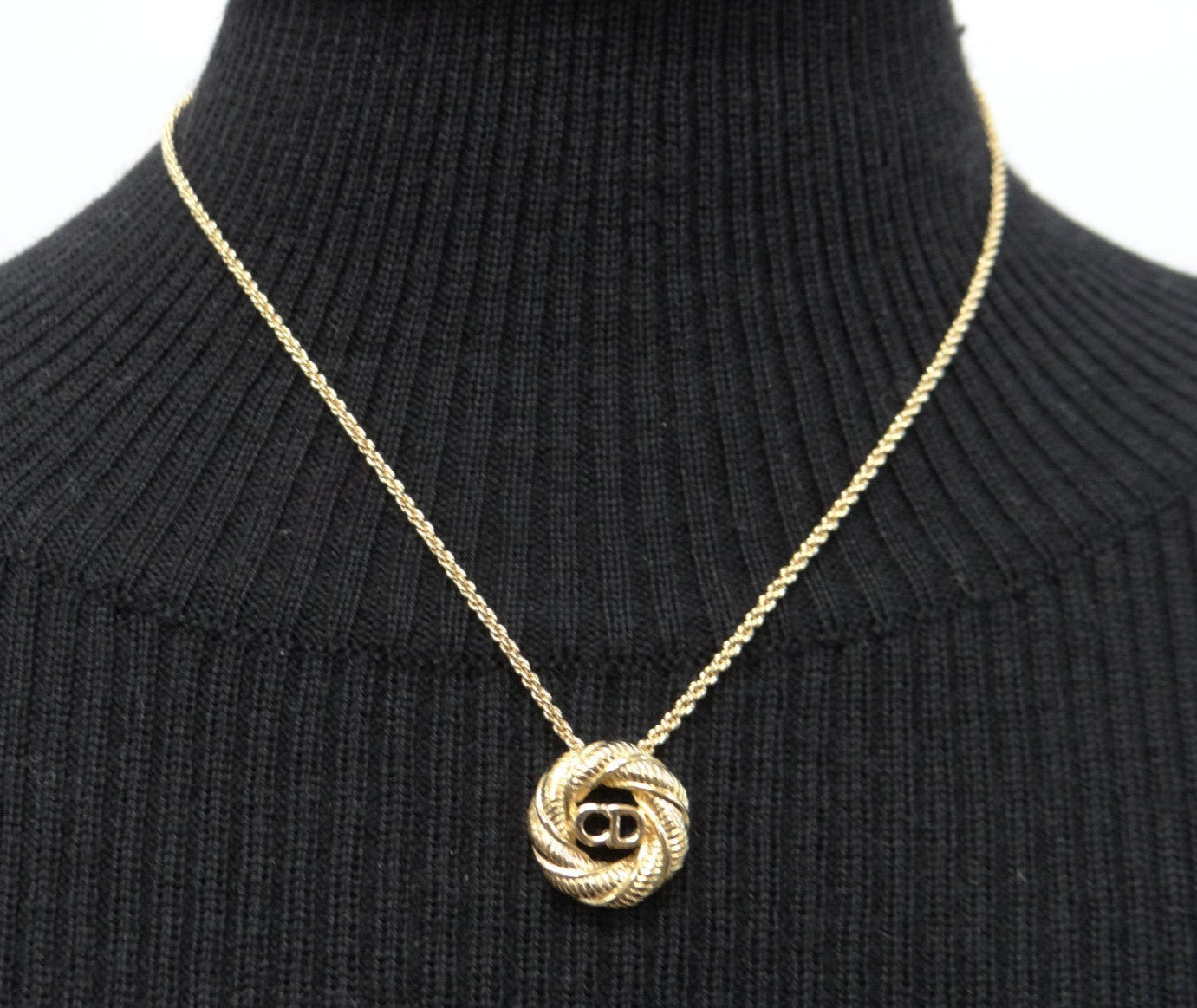 Dior Chain Necklace Pendant - Gold, Metal