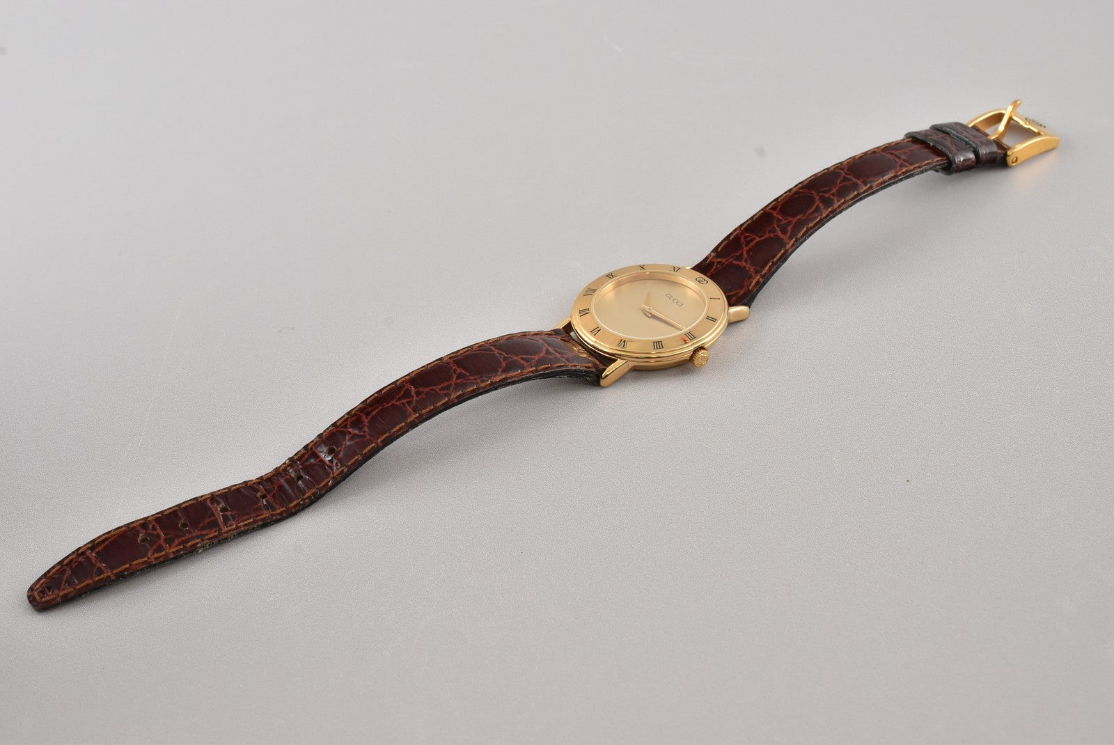 Gucci 3000.2.L Watch - Gold, Stainless Steel