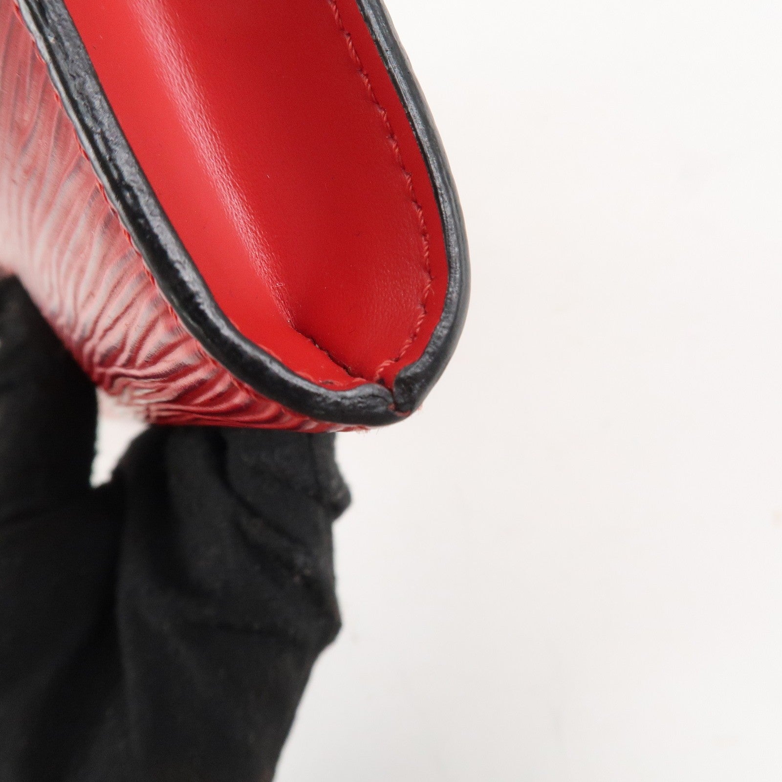 Louis Vuitton Epi Pochette Accessoires Pouch - Castilian Red, Epi Leather