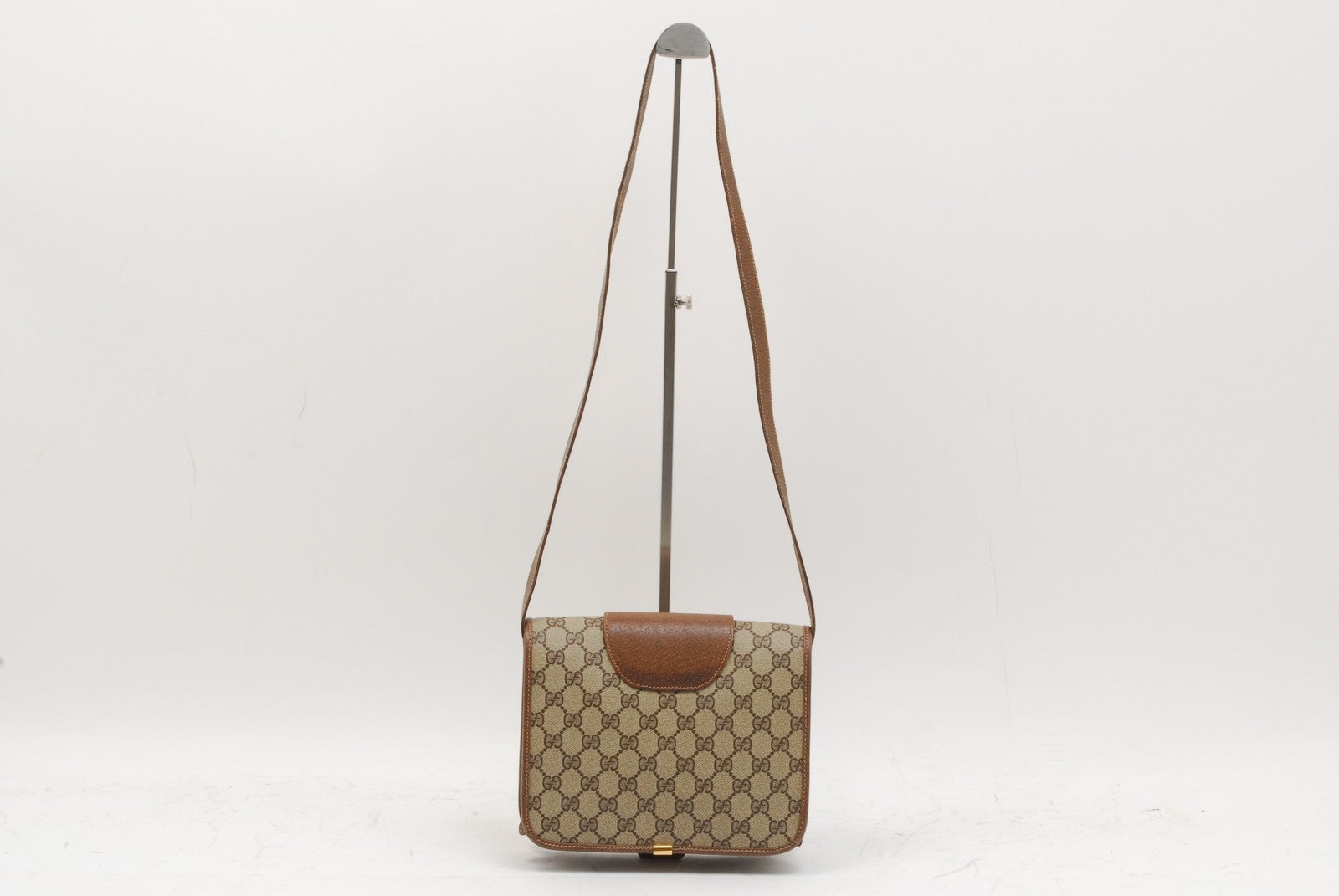Gucci GG Supreme Crossbody Shoulder Bag - Brown, PVC Leather