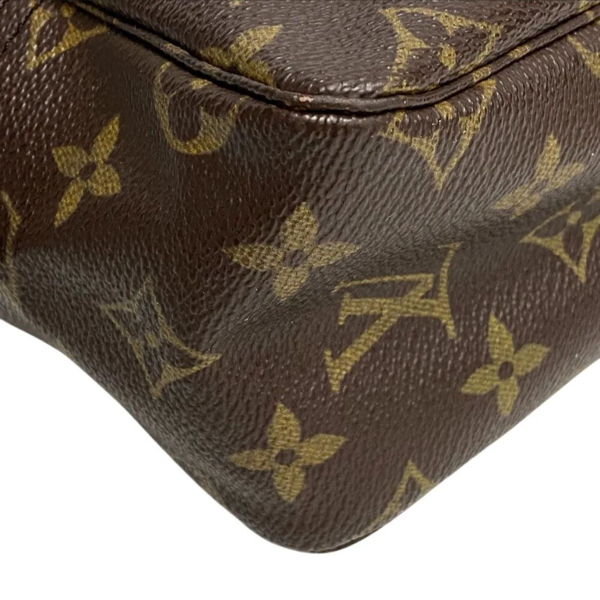 Louis Vuitton Trousse Toilette 28 Clutch - Brown, Leather