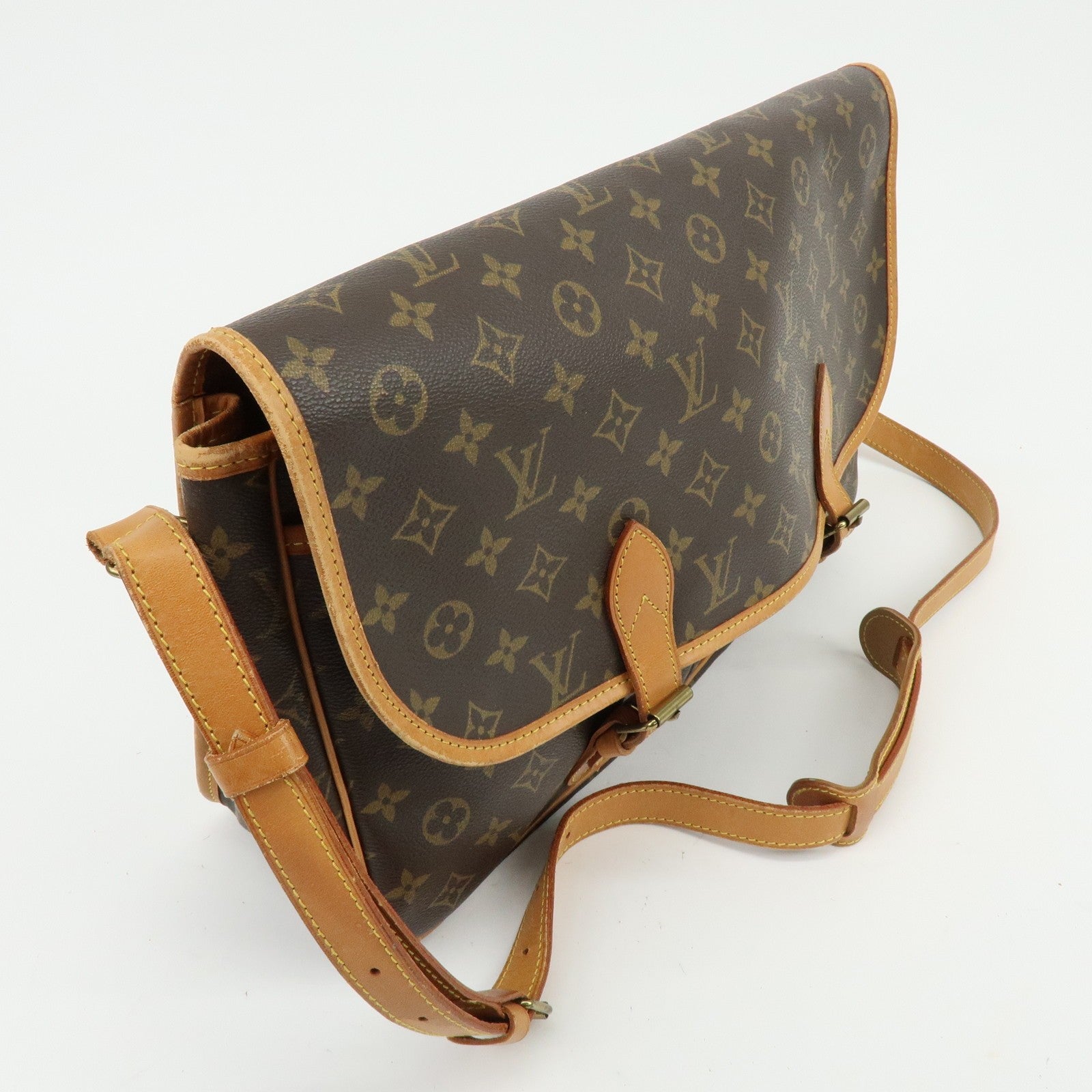 Louis Vuitton Monogram Canvas Gibeciere GM Shoulder Bag