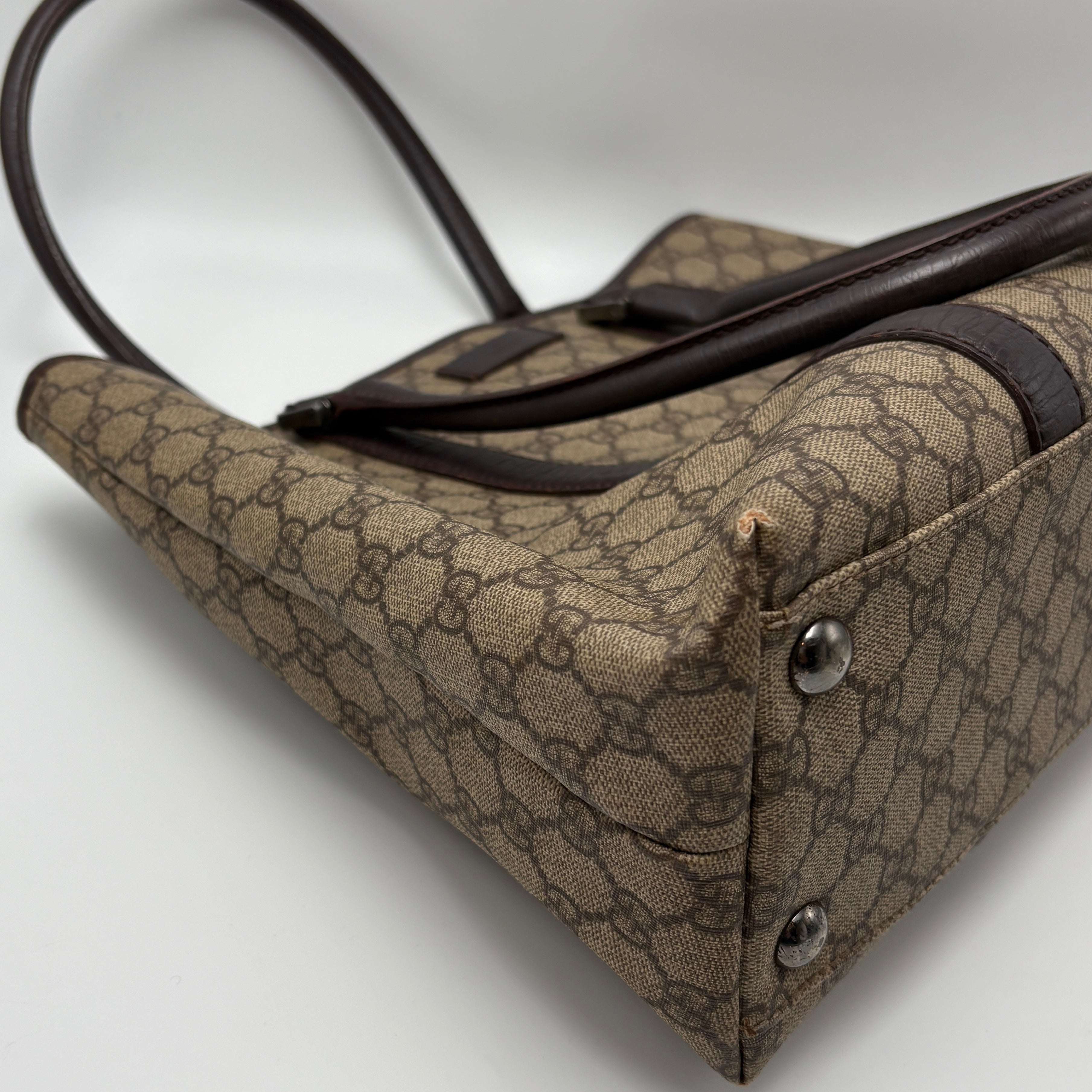 GUCCI GG SUPREME SHOULDER Tote BAG