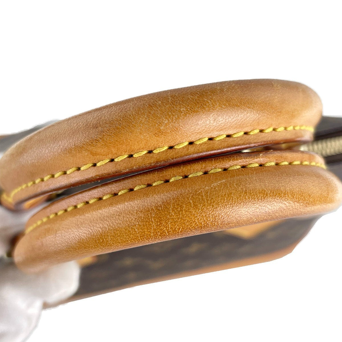 Louis Vuitton Alma Handbag - Brown, Coated Canvas- מגיע עם רצועה, מנעול ומפתח