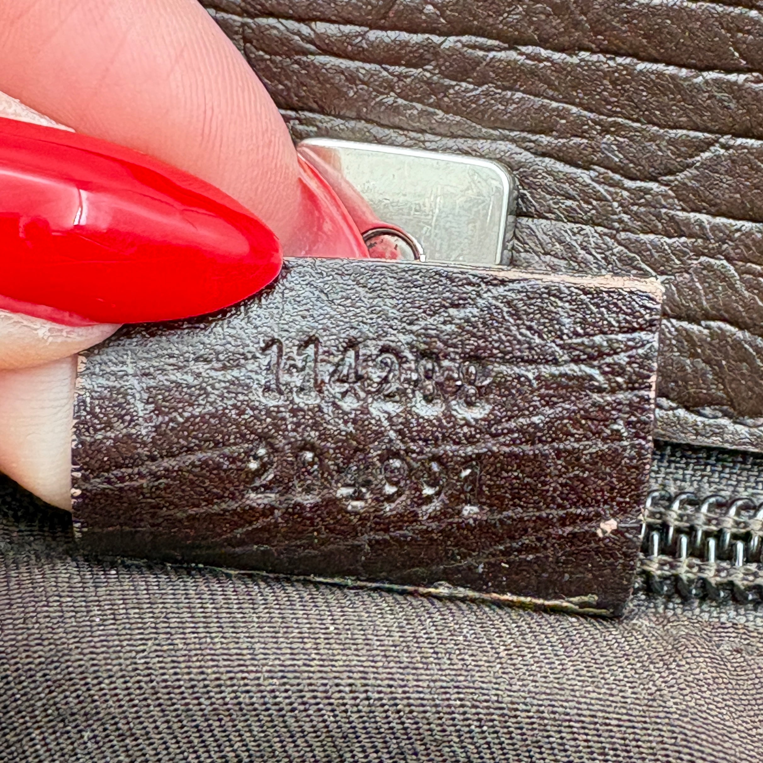 Gucci GG Supreme Shoulder Bag Tote