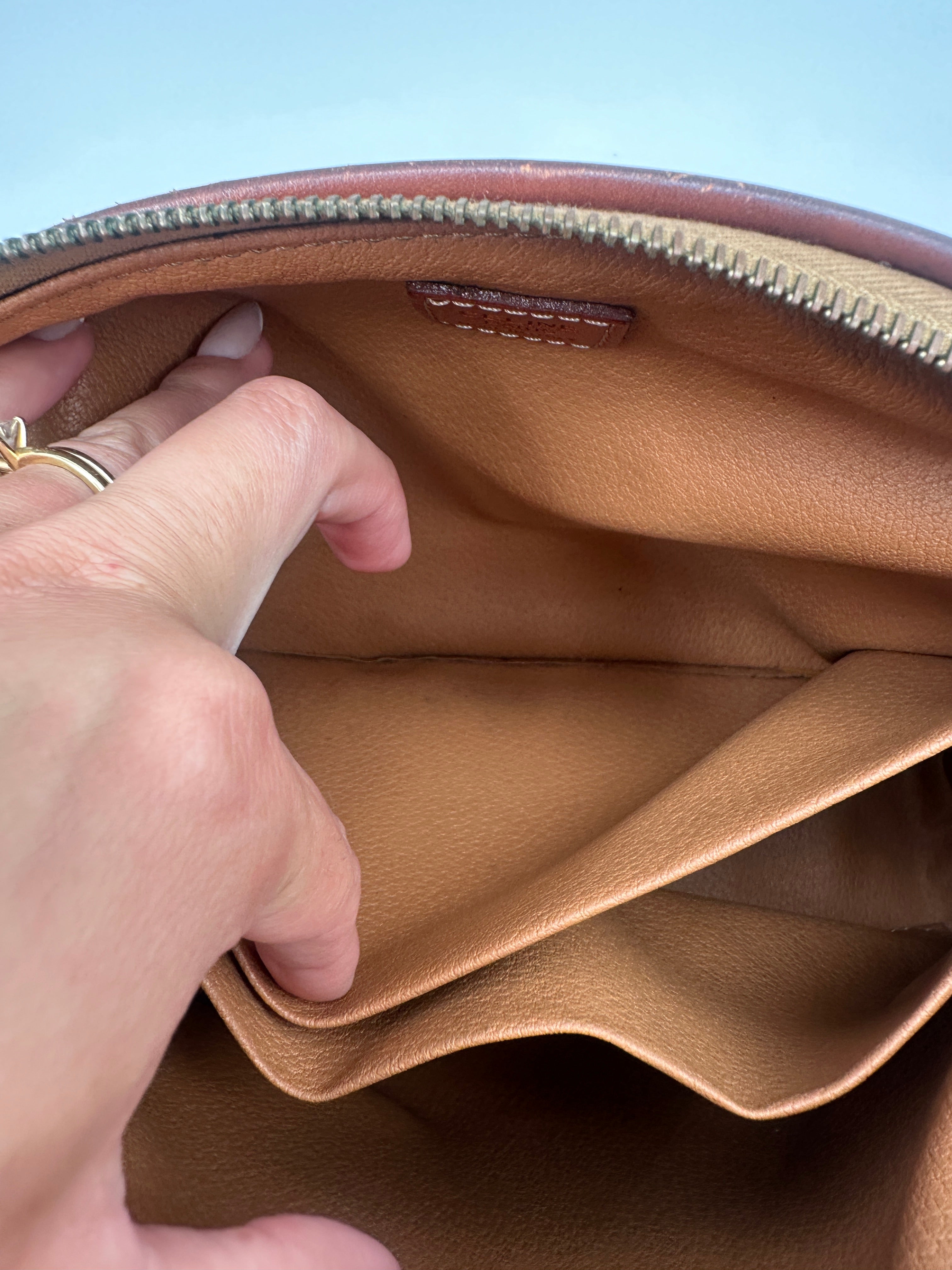 Macadam clutch brown
