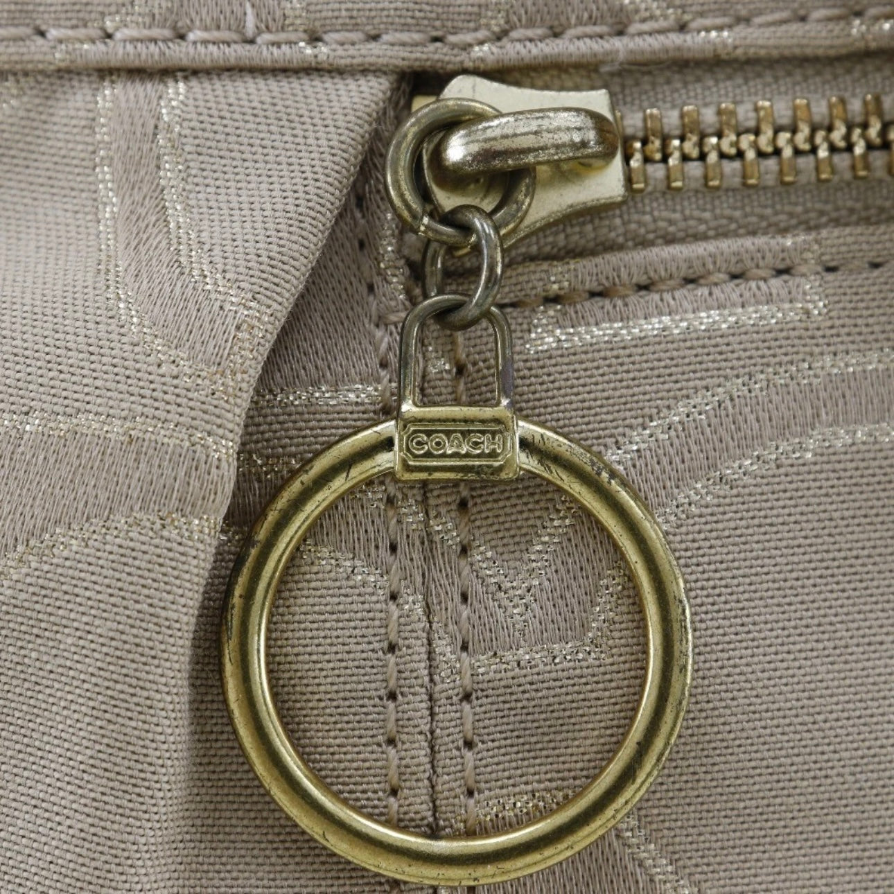 COACH Signature Tote Bag Poppy beige Satin