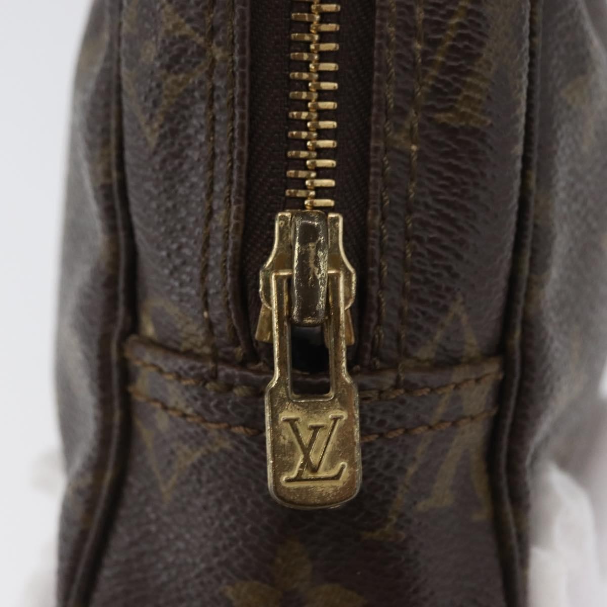Louis Vuitton Monogram Trousse Toilette 23 Clutch Bag - Monogram, Canvas