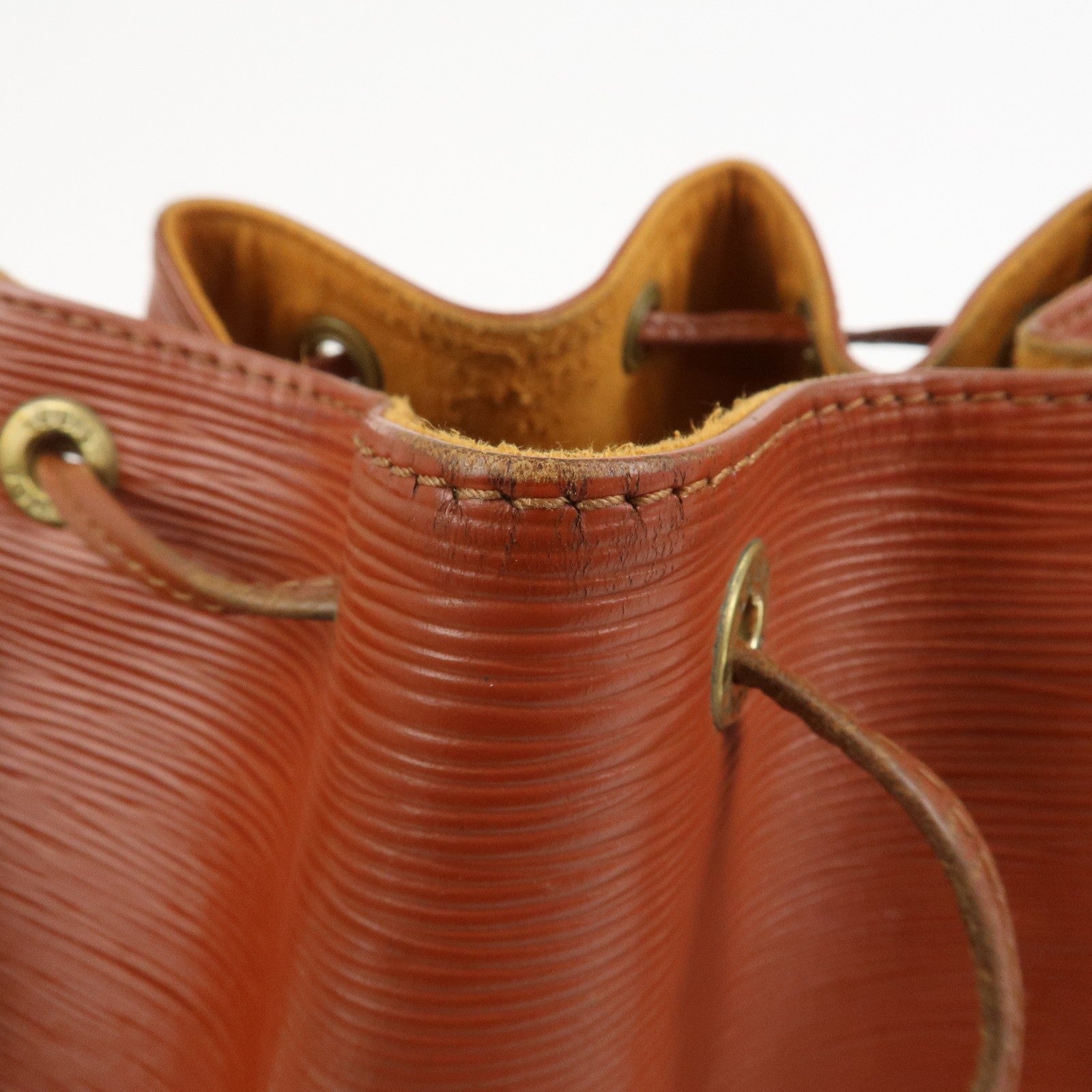 Louis Vuitton Epi Petit Noe Shoulder Bag - Kenya Brown, Epi Leather