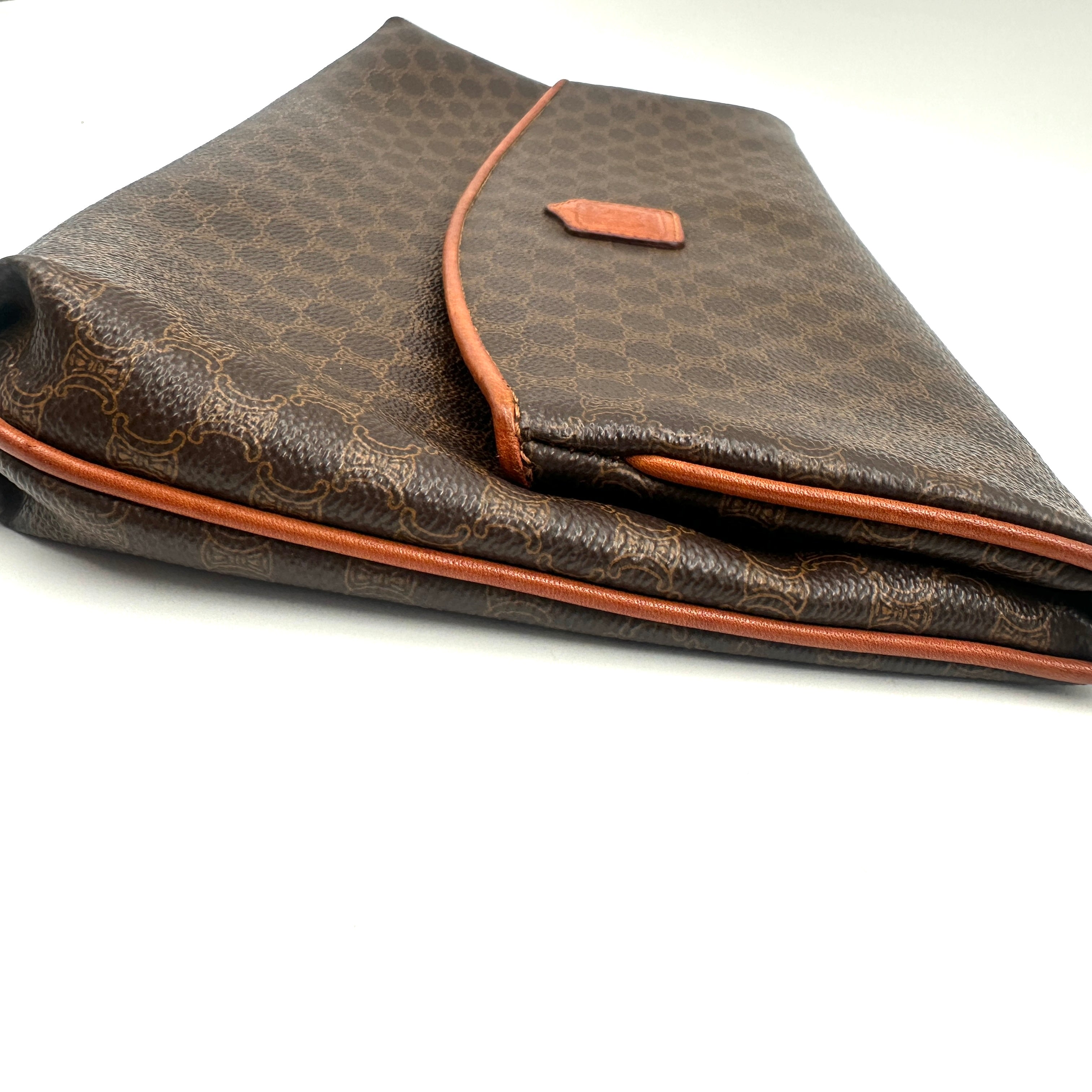 Macadam Bifold Clutch