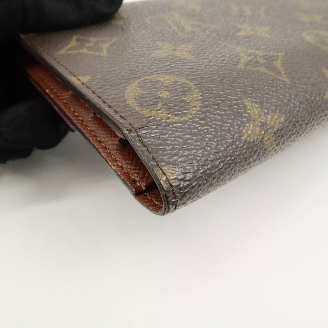Louis Vuitton Monogram Porte Tresor International Wallet