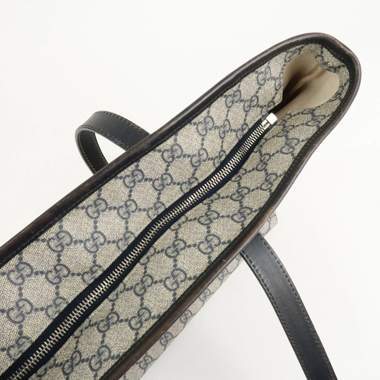 GUCCI GG Supreme Leather Tote Bag- Navy
