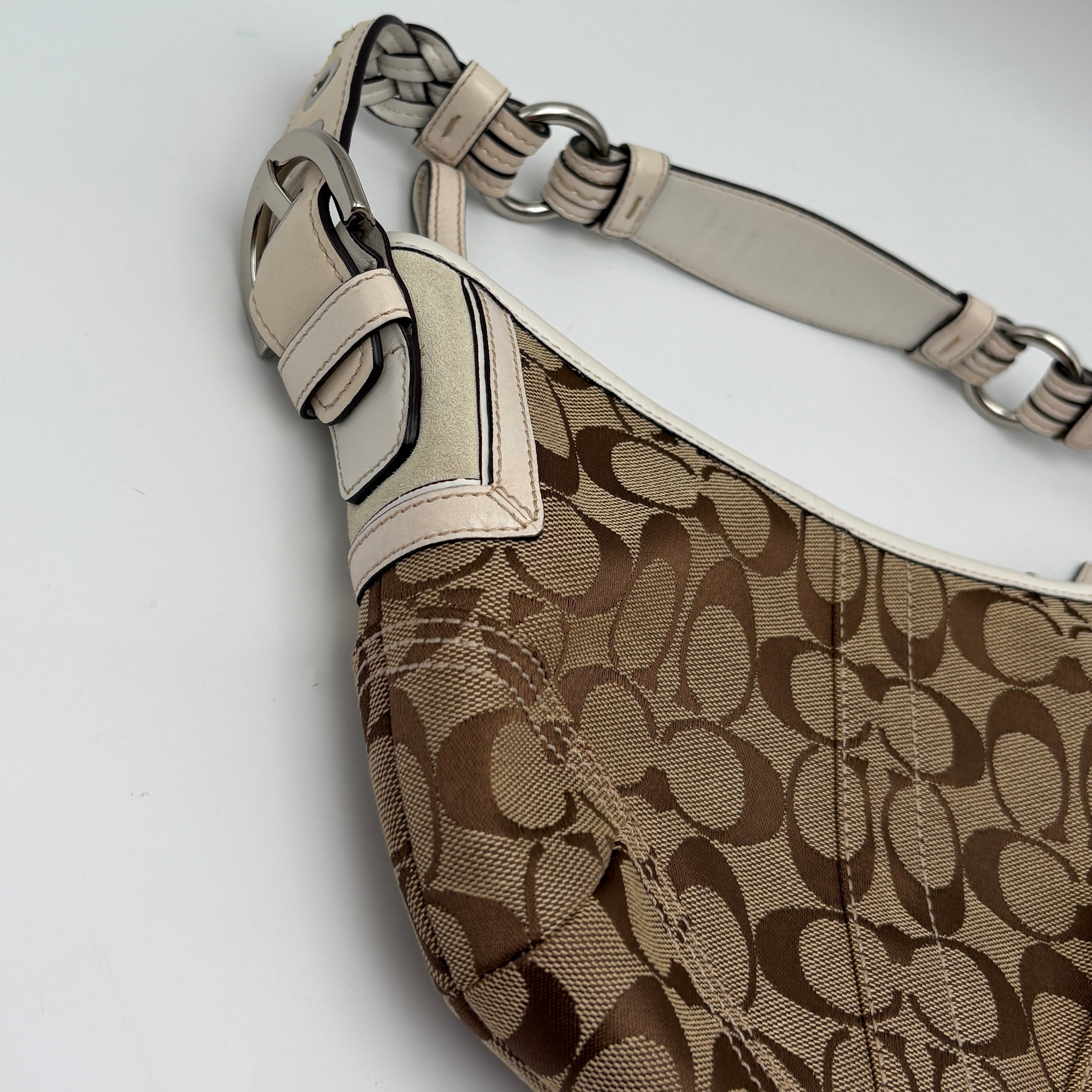 COACH SIGNATURE WHITE HOBO BAG