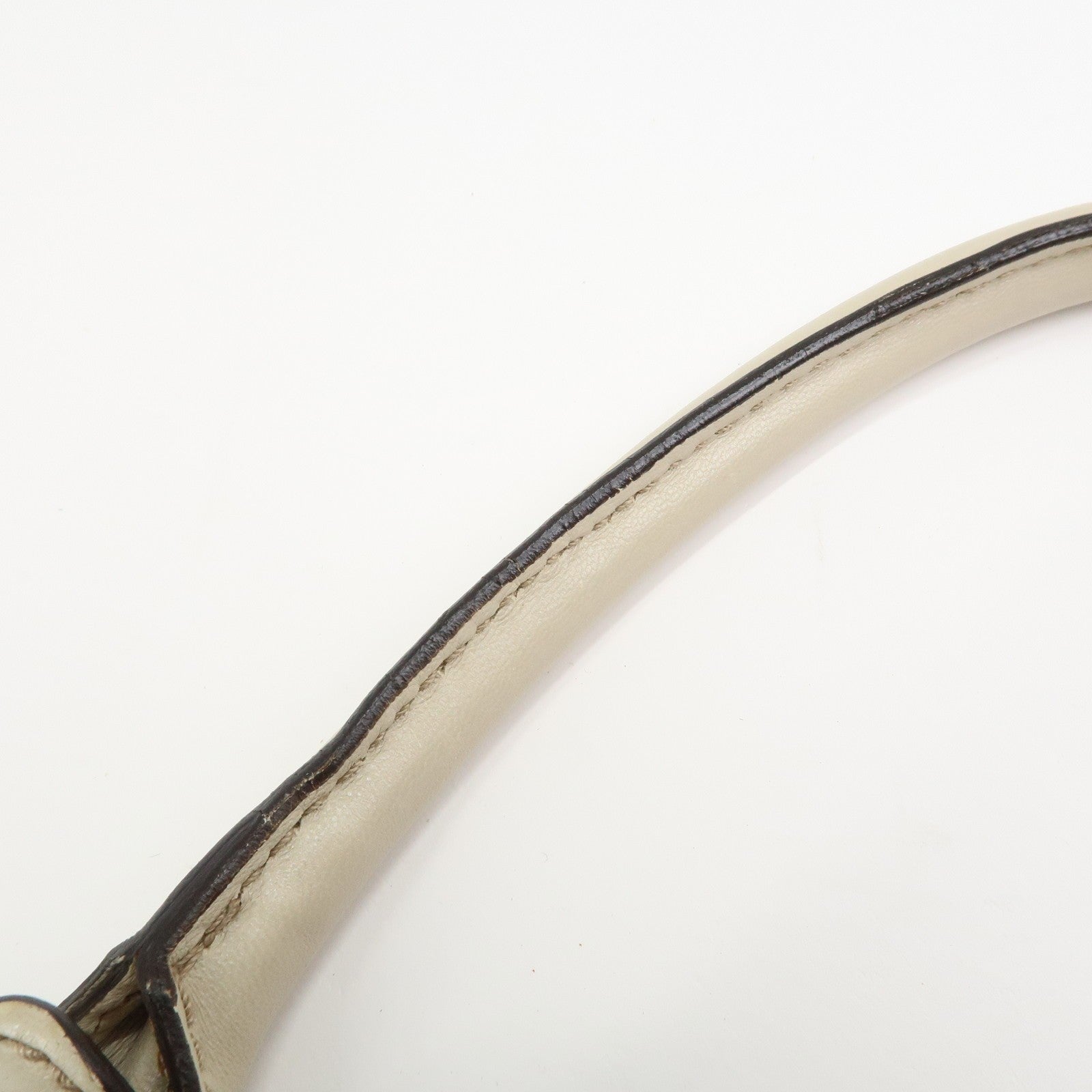 Gucci Guccissima Shoulder Hand Bag - Ivory, Leather