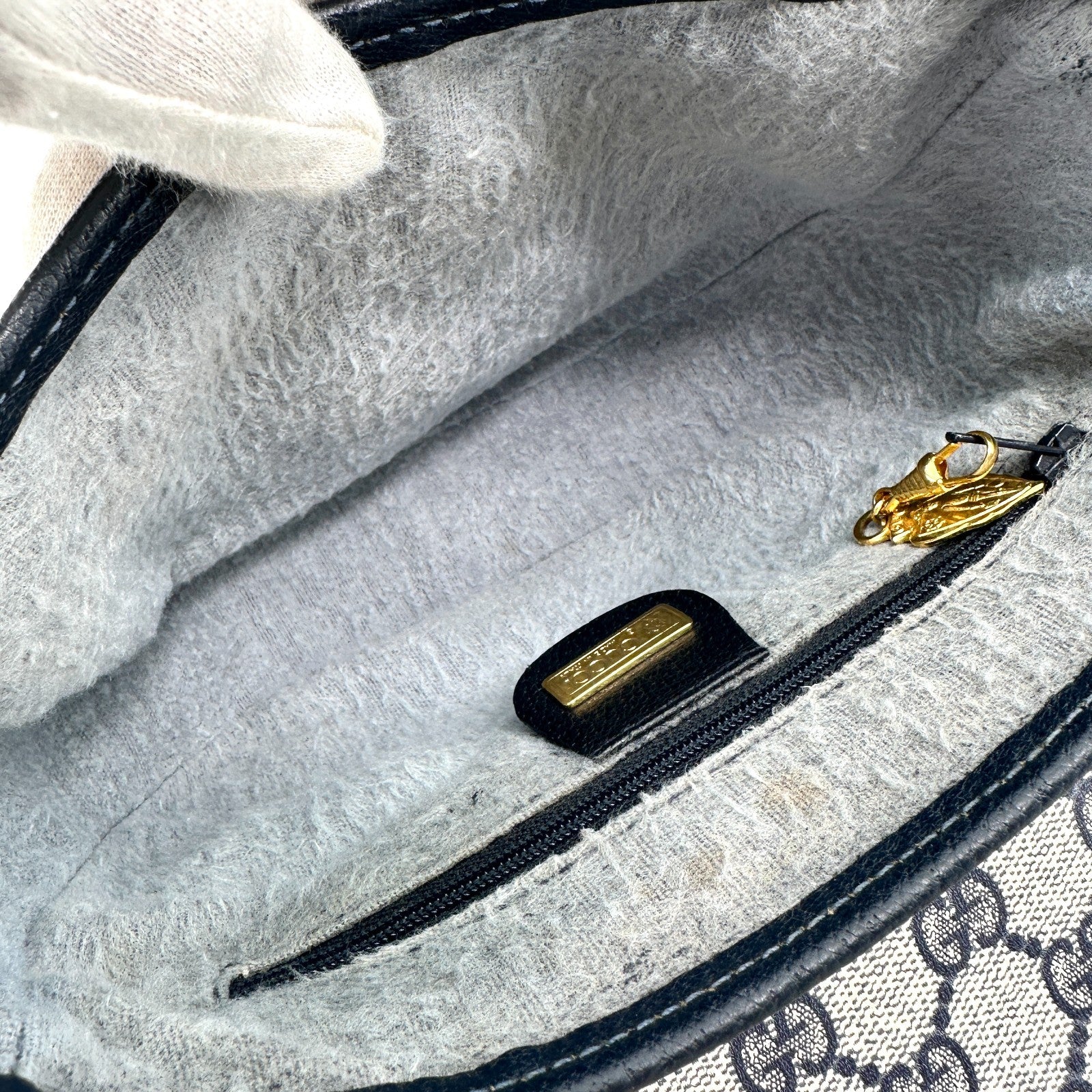Gucci GG Pattern Turnlock Shoulder Bag - Navy Blue, PVC Leather