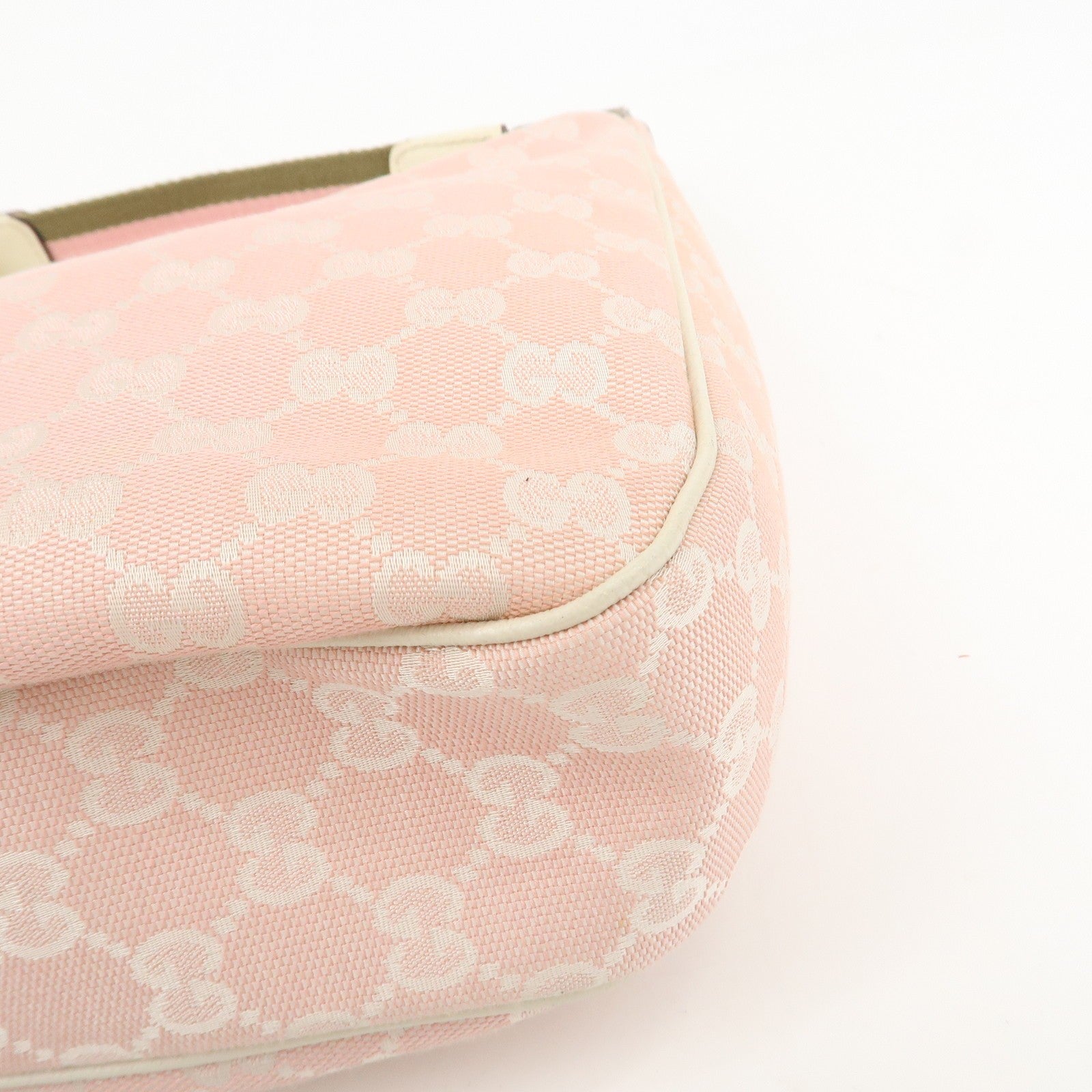 Gucci Shoulder Bag - Pink, Canvas Leather