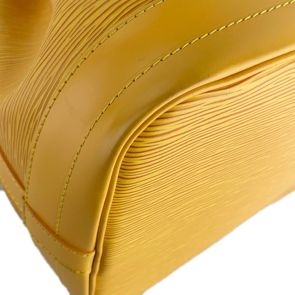 Louis Vuitton Noe Shoulder Bag - Yellow, Leather