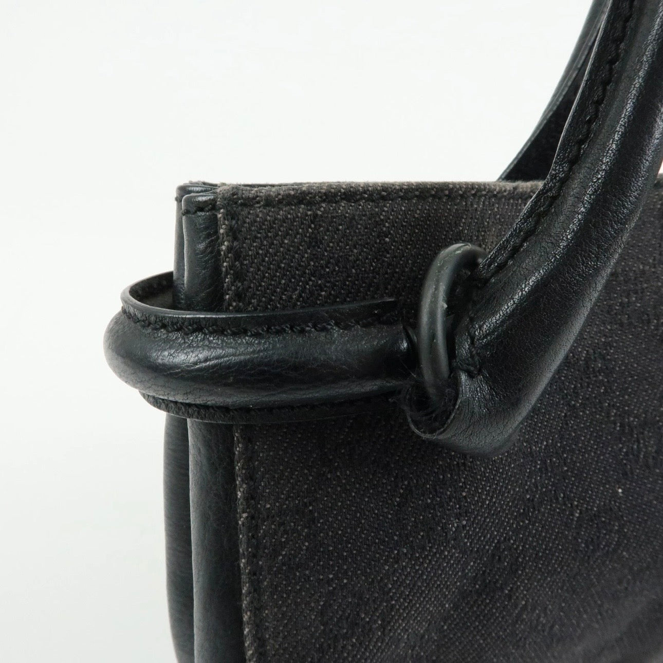 Gucci GG Denim Shoulder bag