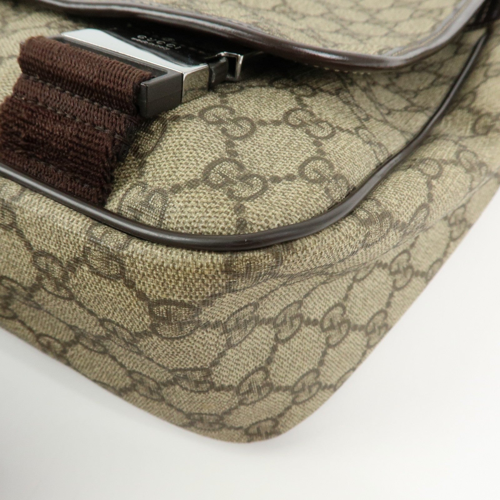 Gucci Shoulder Bag - Brown, GG Supreme, Leather