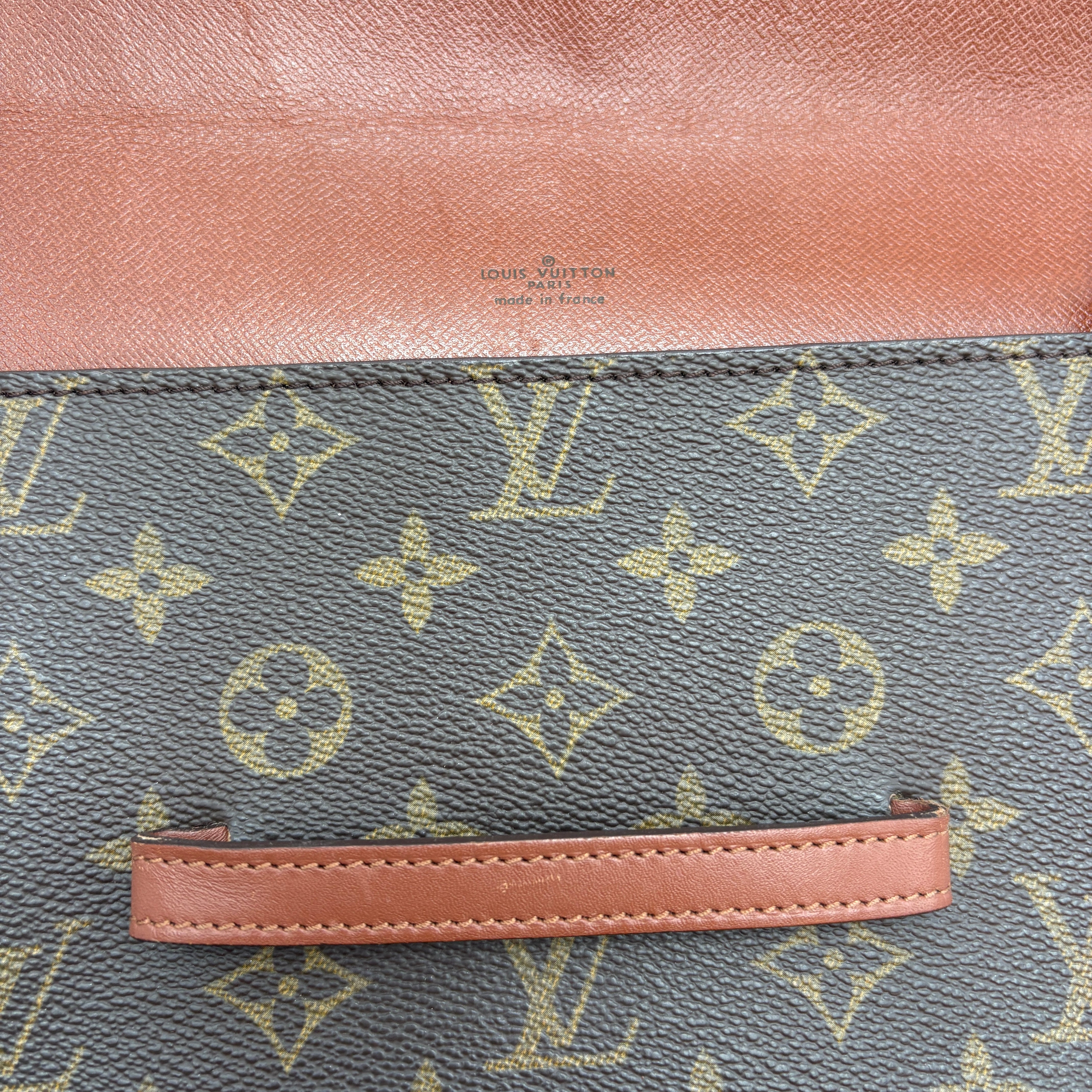 Louis Vuitton CHAILLOT CLUTCH BAG