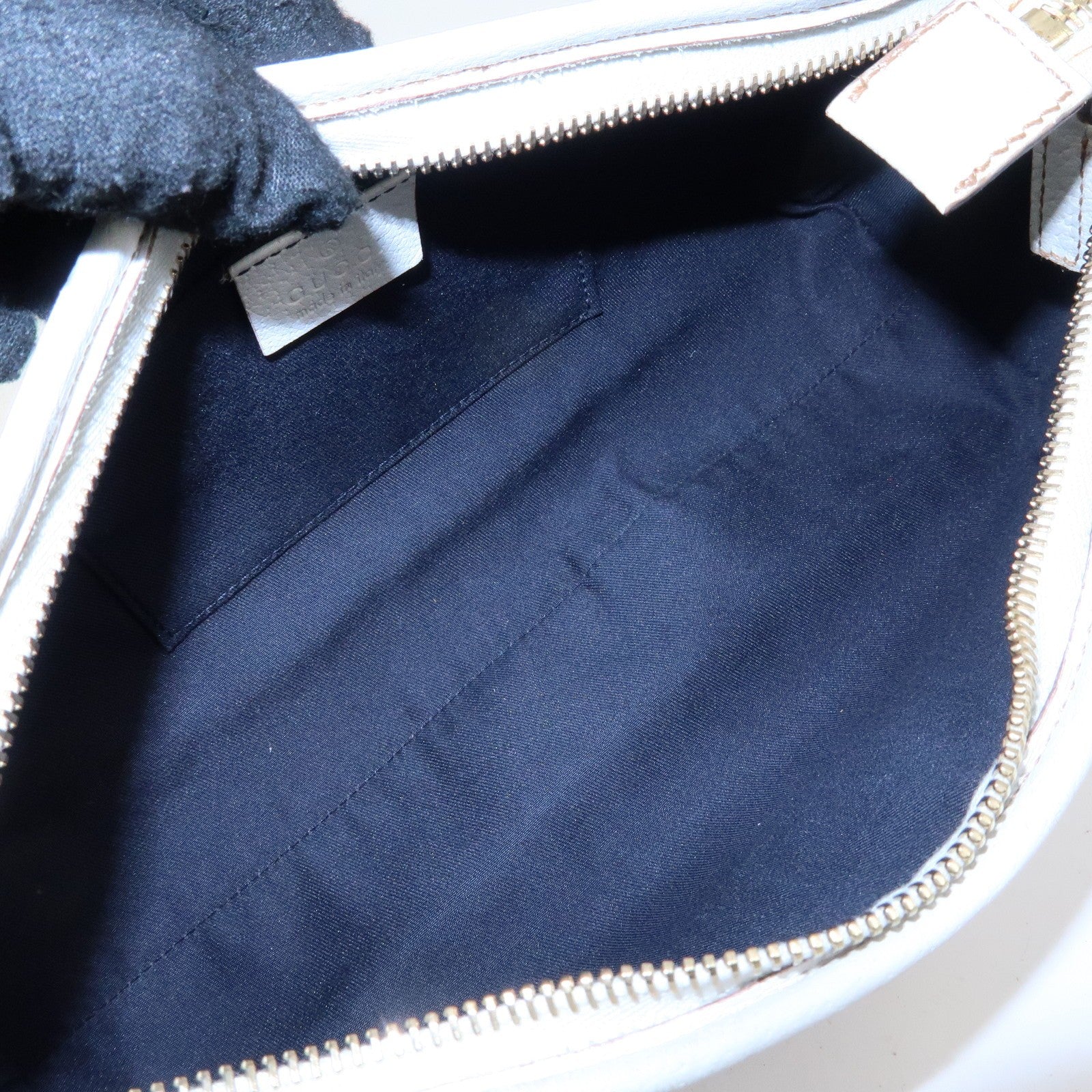 Gucci Abbey Shoulder Bag - White, Leather