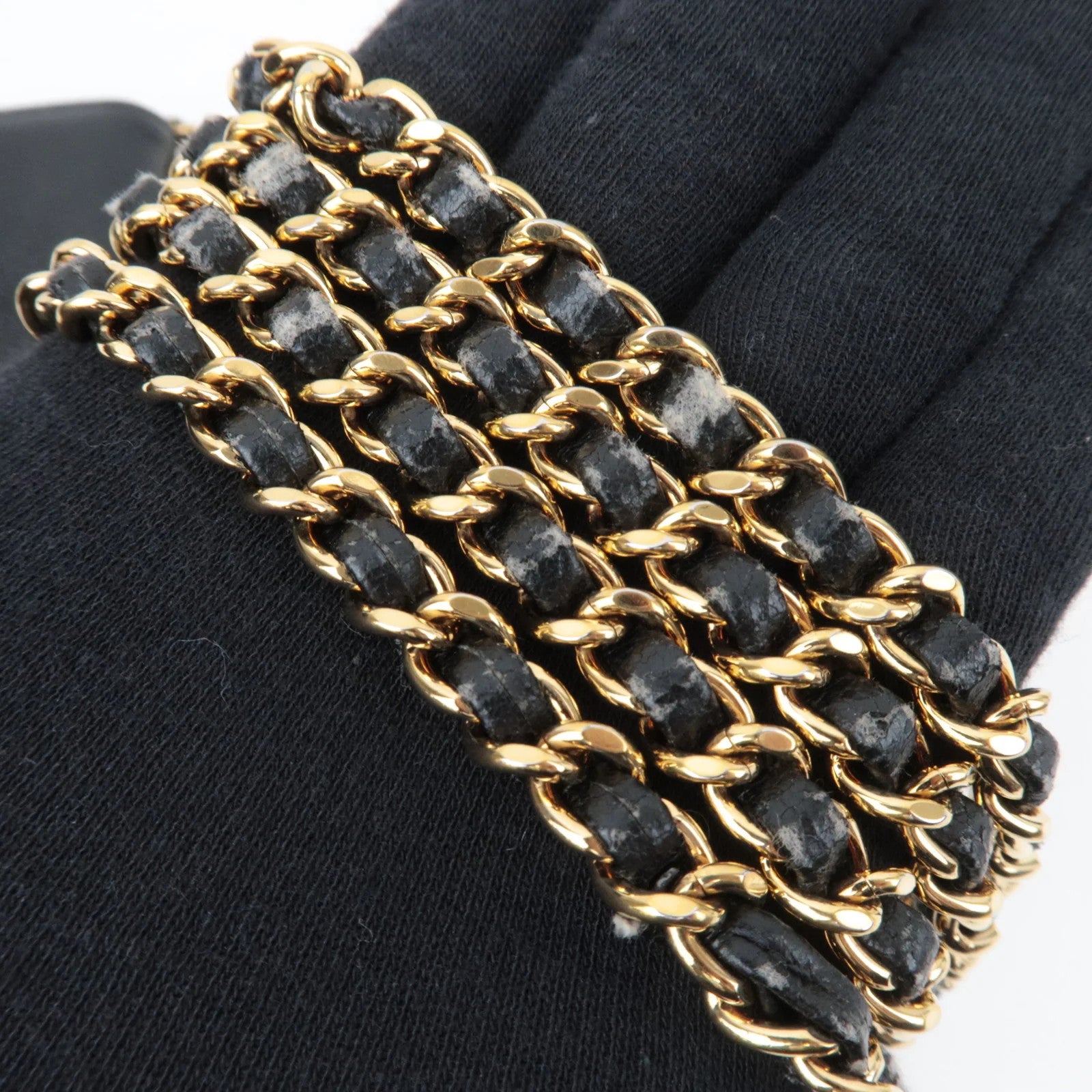 CHANEL Caviarskin Chain Wallet WOC Shoulder Bag - Black, Caviarskin