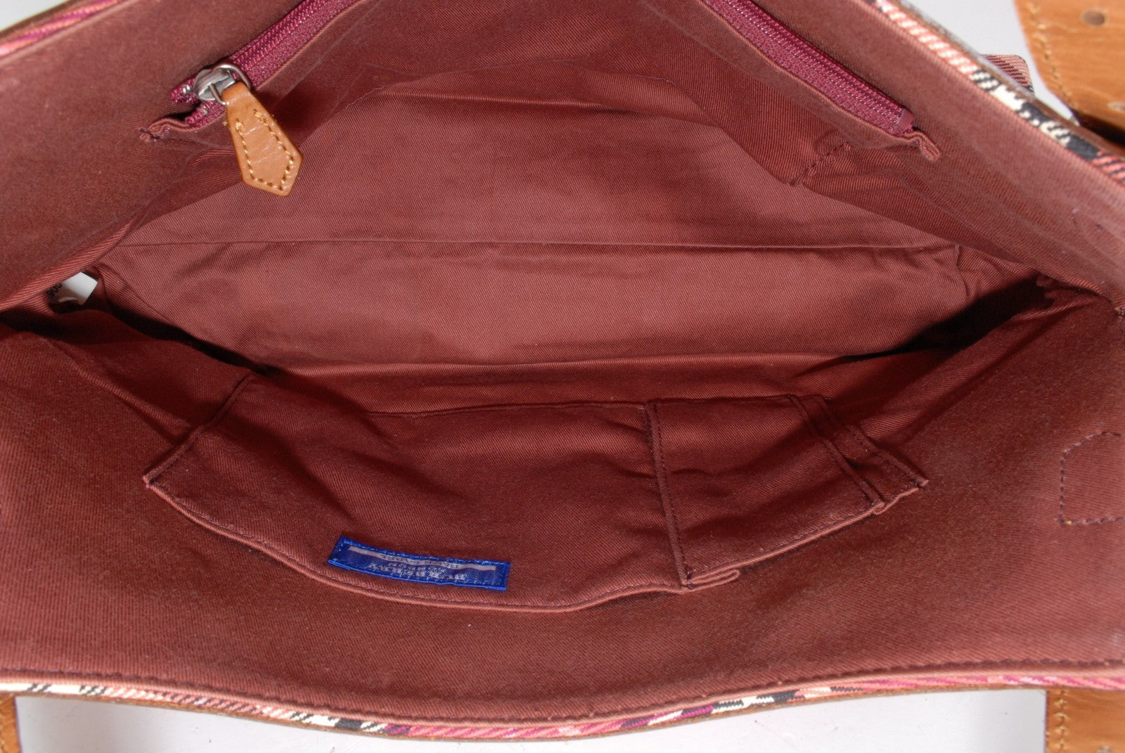 Burberry Nova Check Shoulder Bag - Pink, Canvas