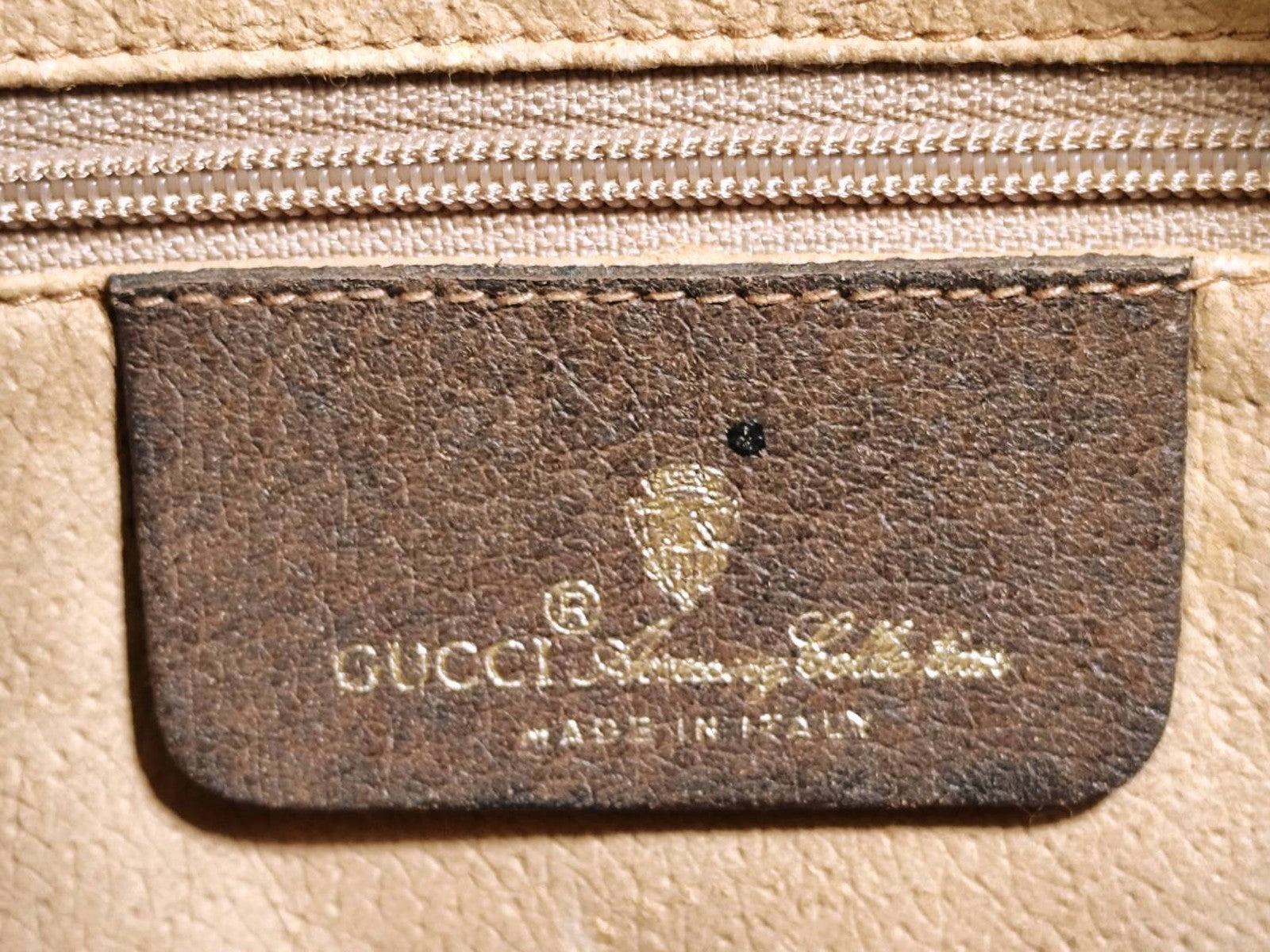 Gucci GG Supreme Clutch - Beige, PVC Leather