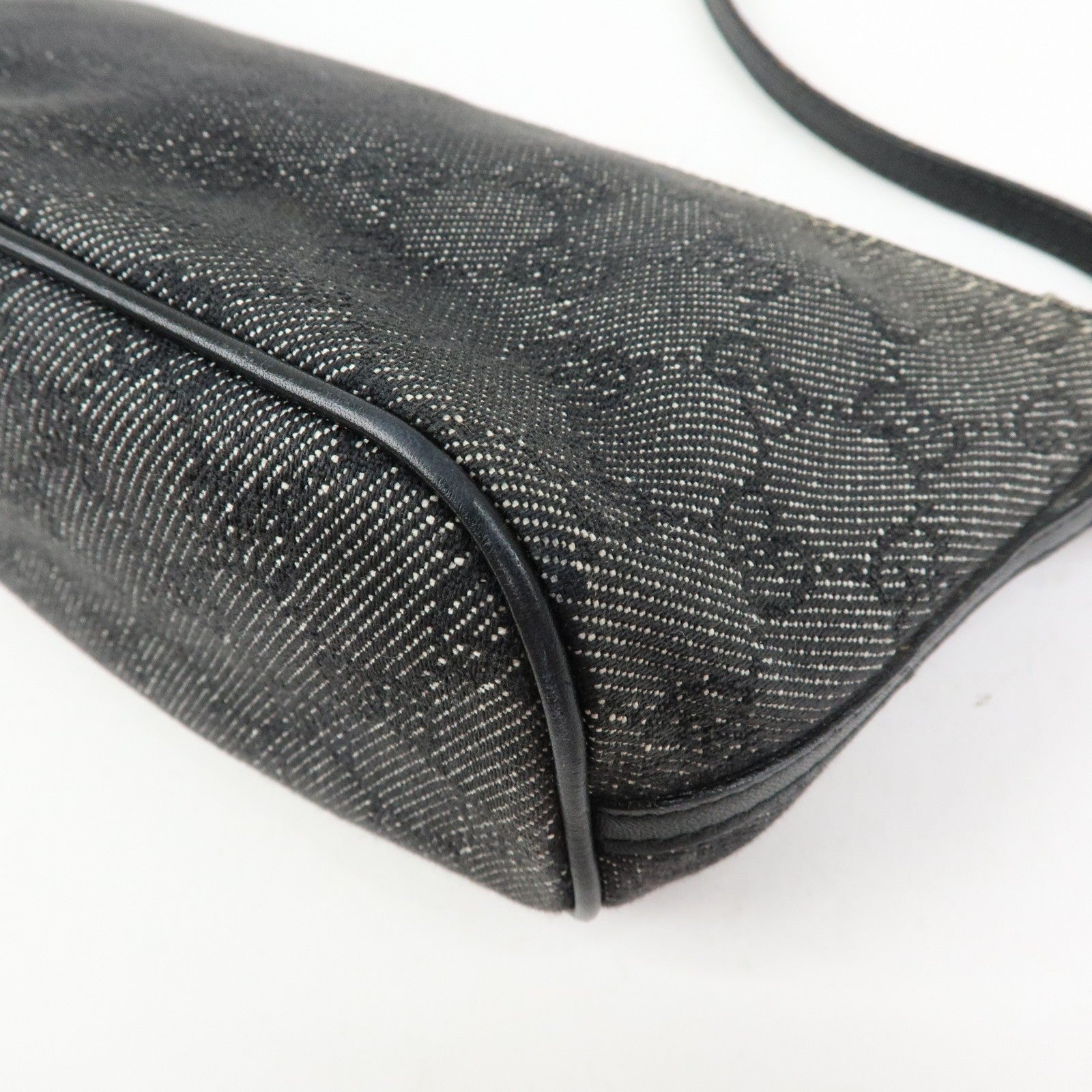 Gucci Boat Bag Accessory Pouch - Black, GG Canvas Leather