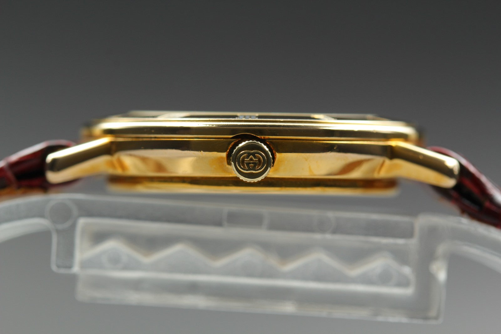 Gucci 3001L Watch - Gold, Stainless Steel