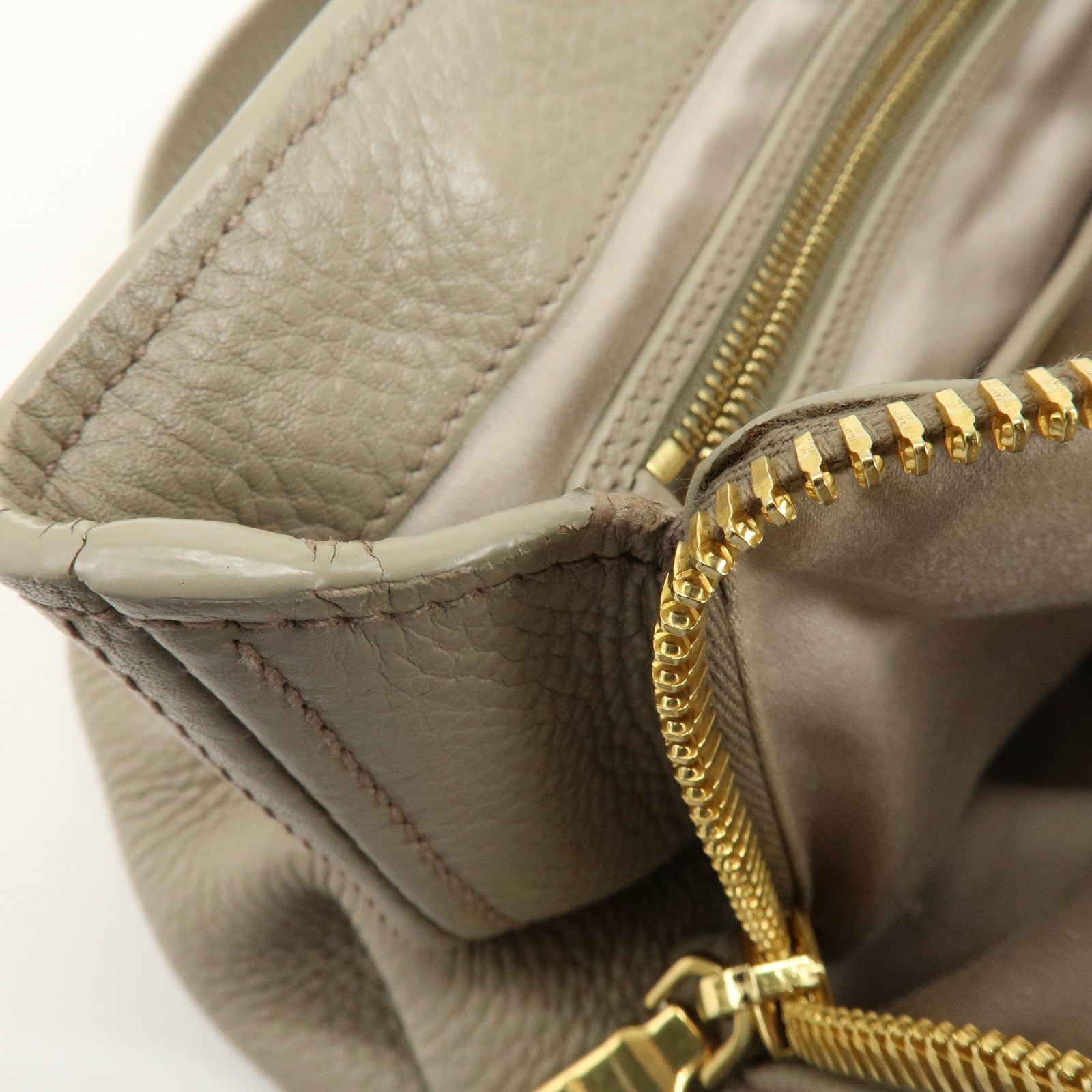 Miu Miu RN0757 Hand Bag - Beige, Leather