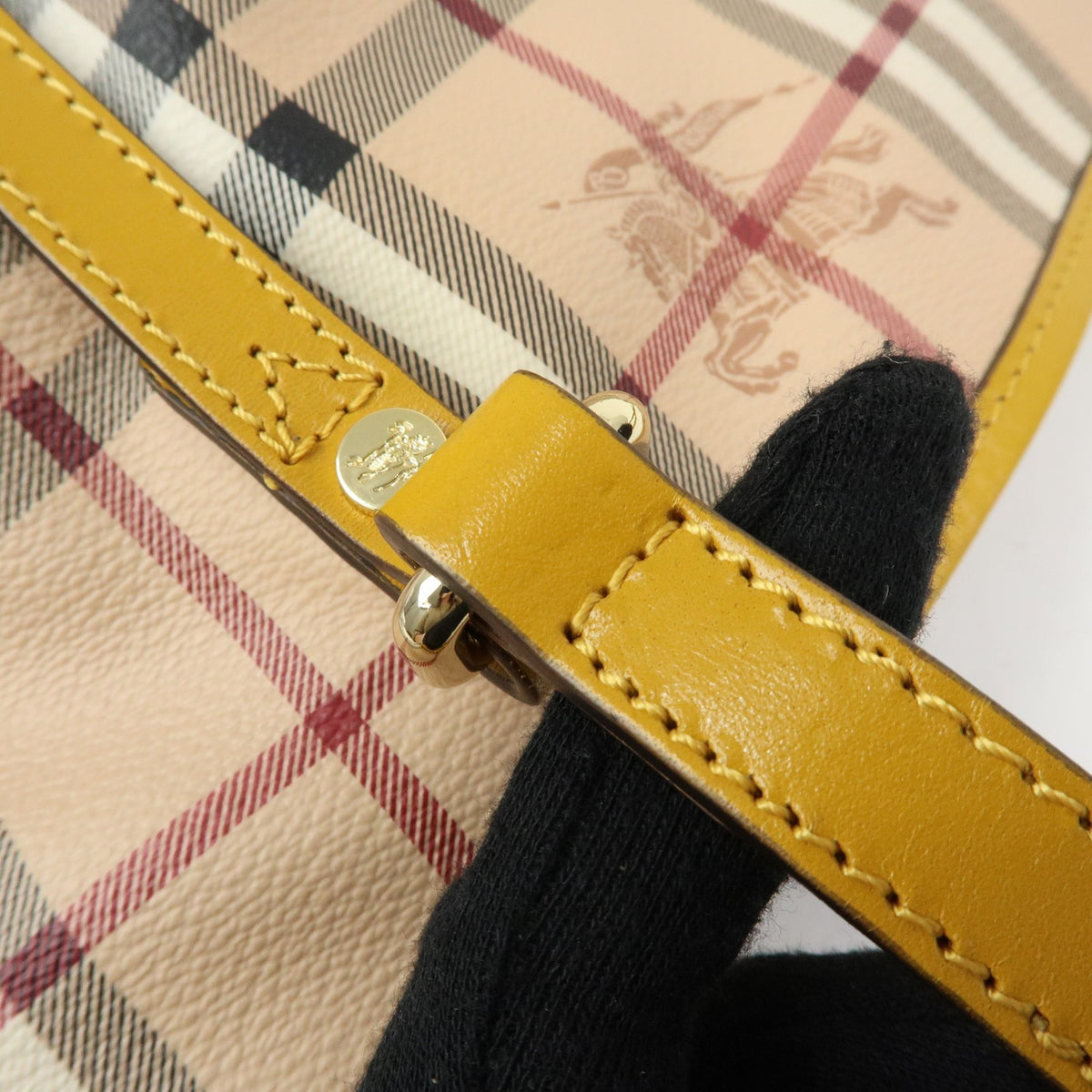 Burberry Tote Bag - Beige, Mustard Yellow, PVC, Leather- מגיע עם הארנק