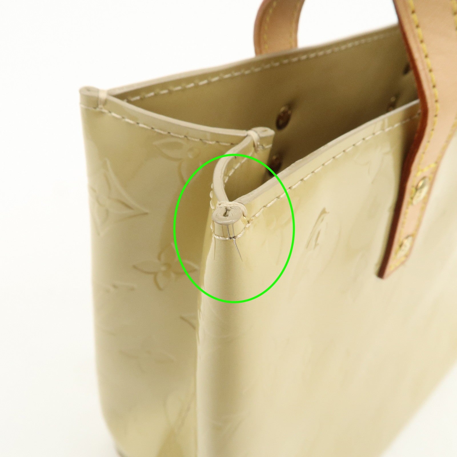 Louis VuittonTote Hand Bag - Beige, Vernis Leather