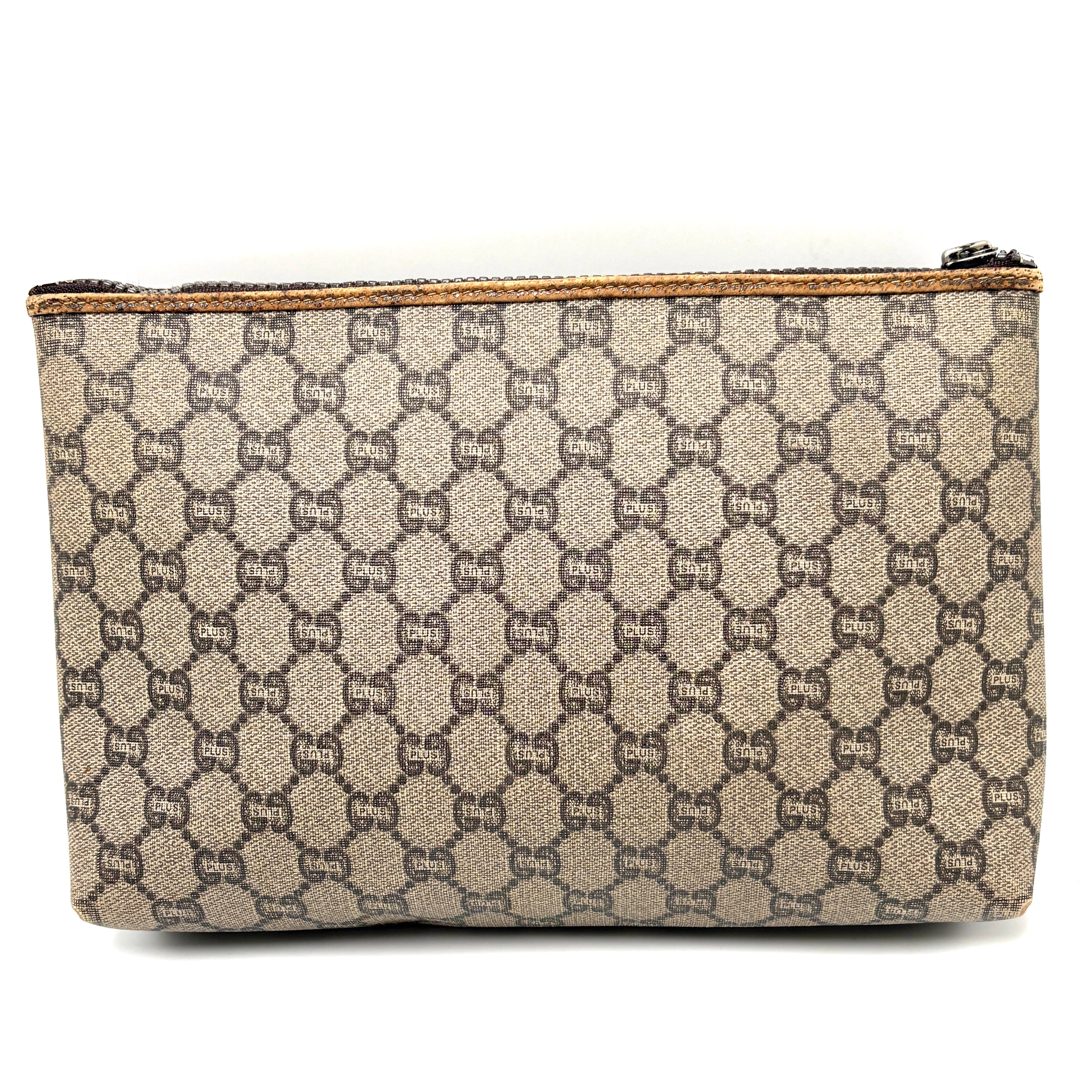 Gucci GG plus clutch