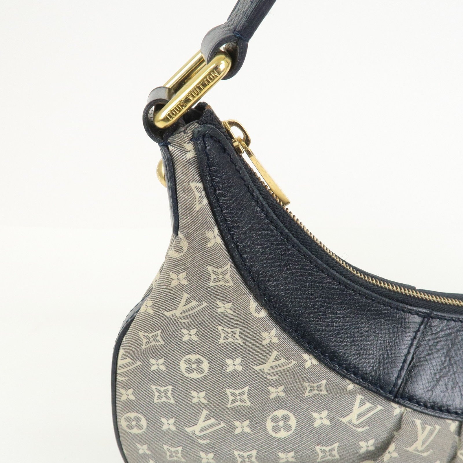 Louis Vuitton Shoulder Bag - Ancre, Monogram Idylle Canvas